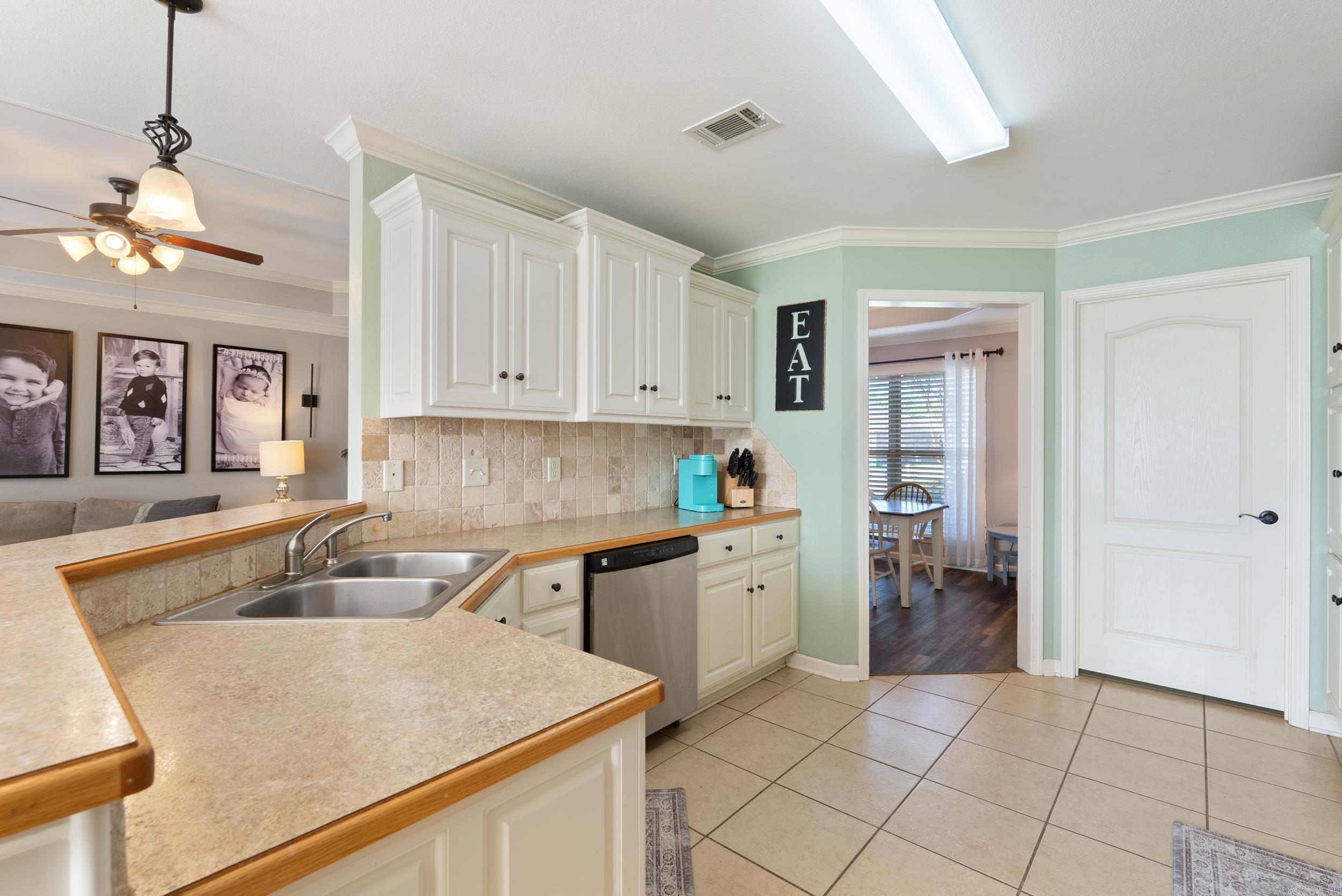 511  Rolling Creek  Austin, AR
