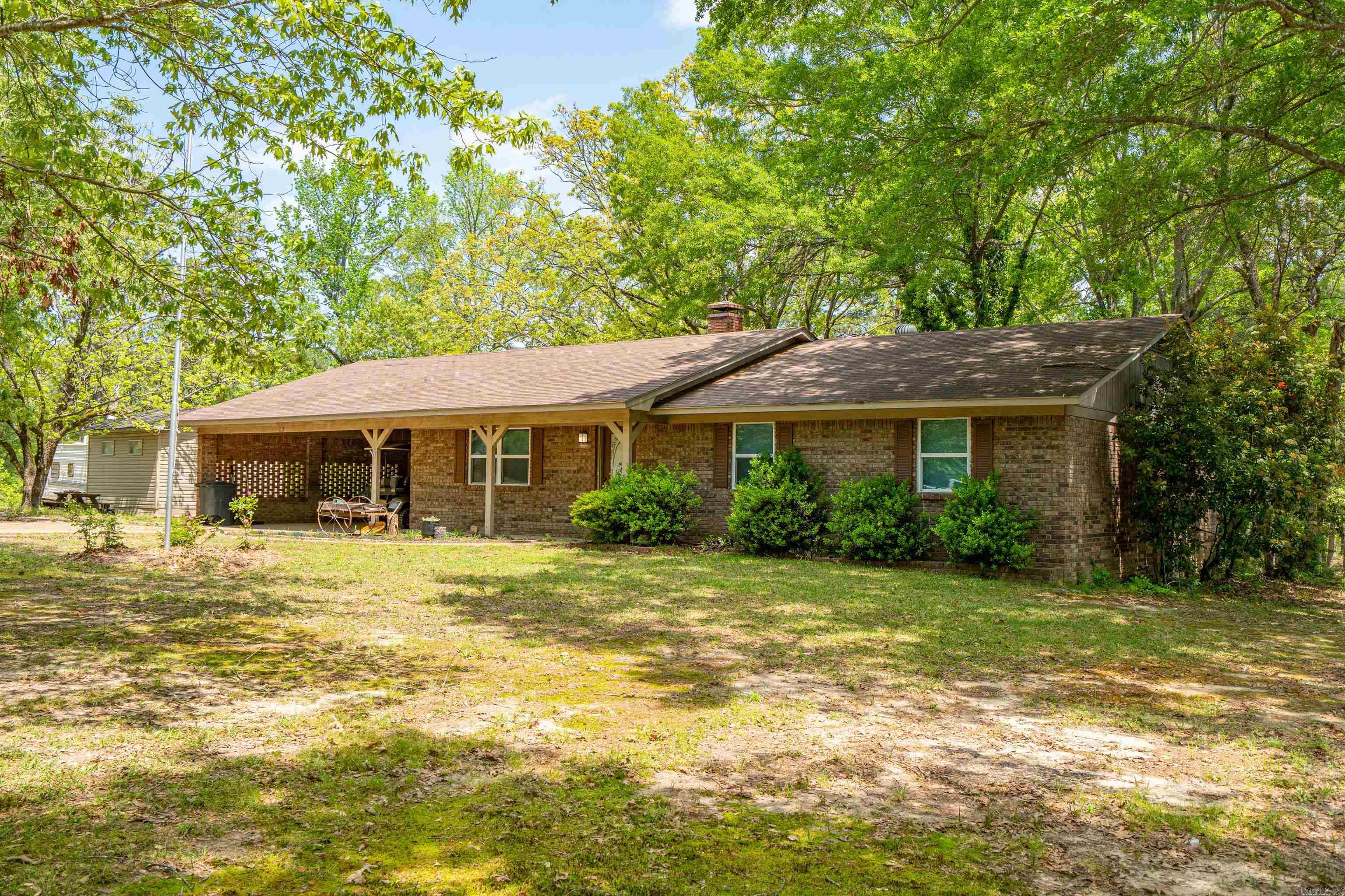 486 Red Hill Rd Road Arkadelphia, AR 71923