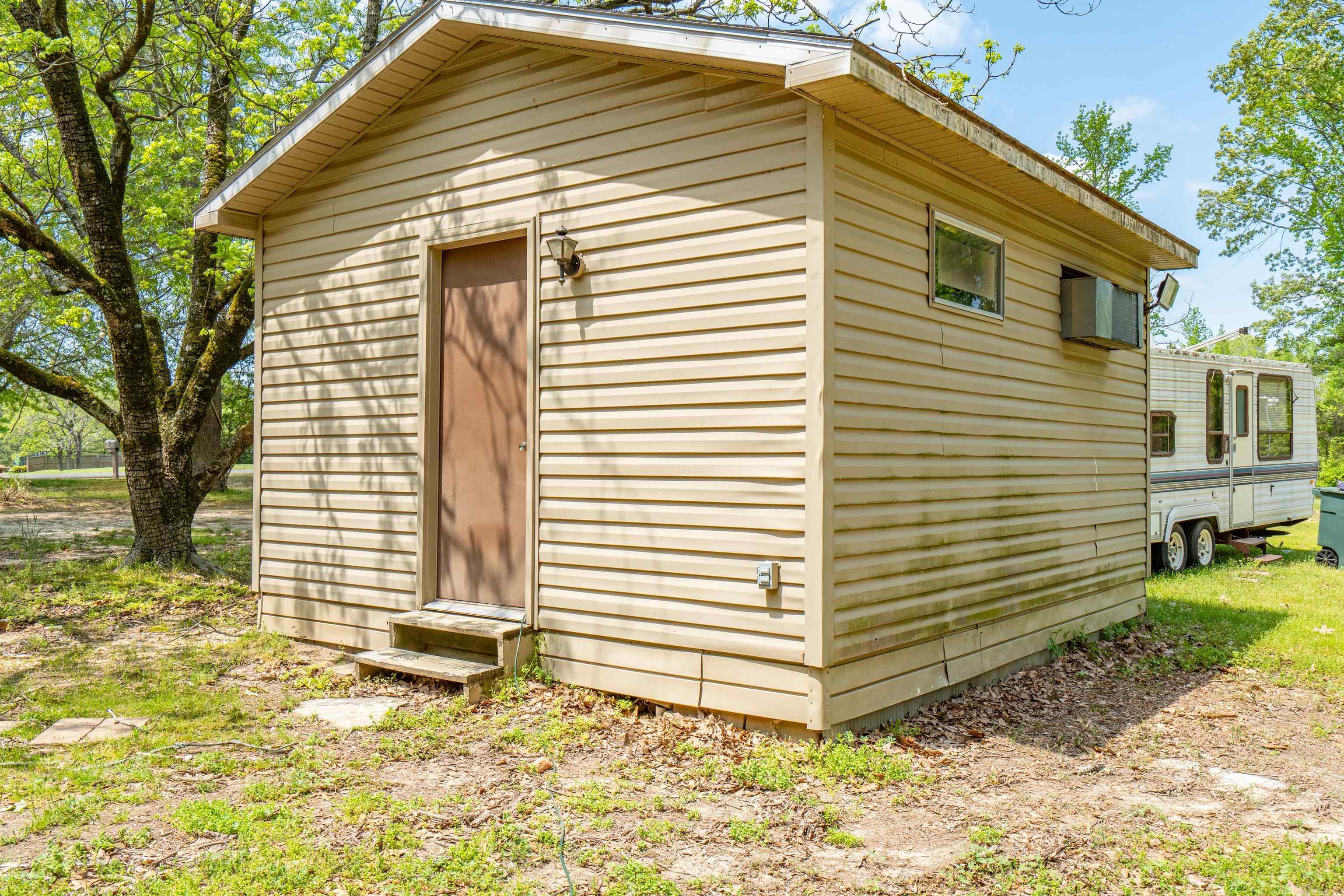 486 Red Hill Rd Road Arkadelphia, AR 71923