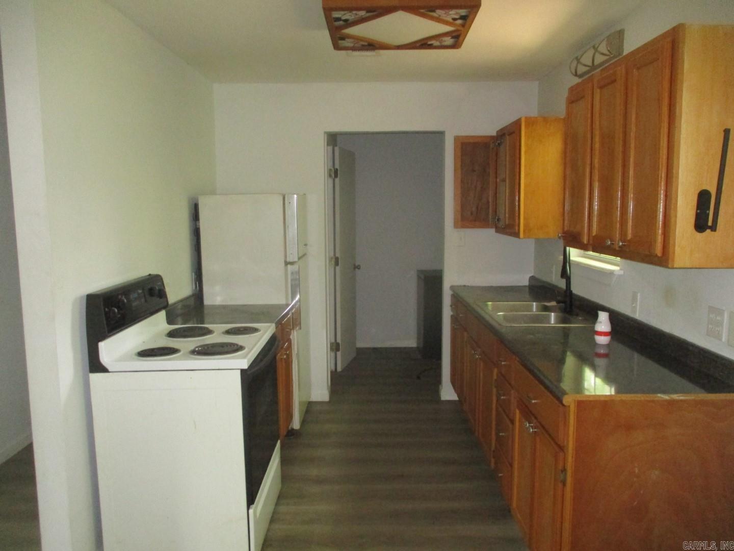 301  Little  White Hall, AR