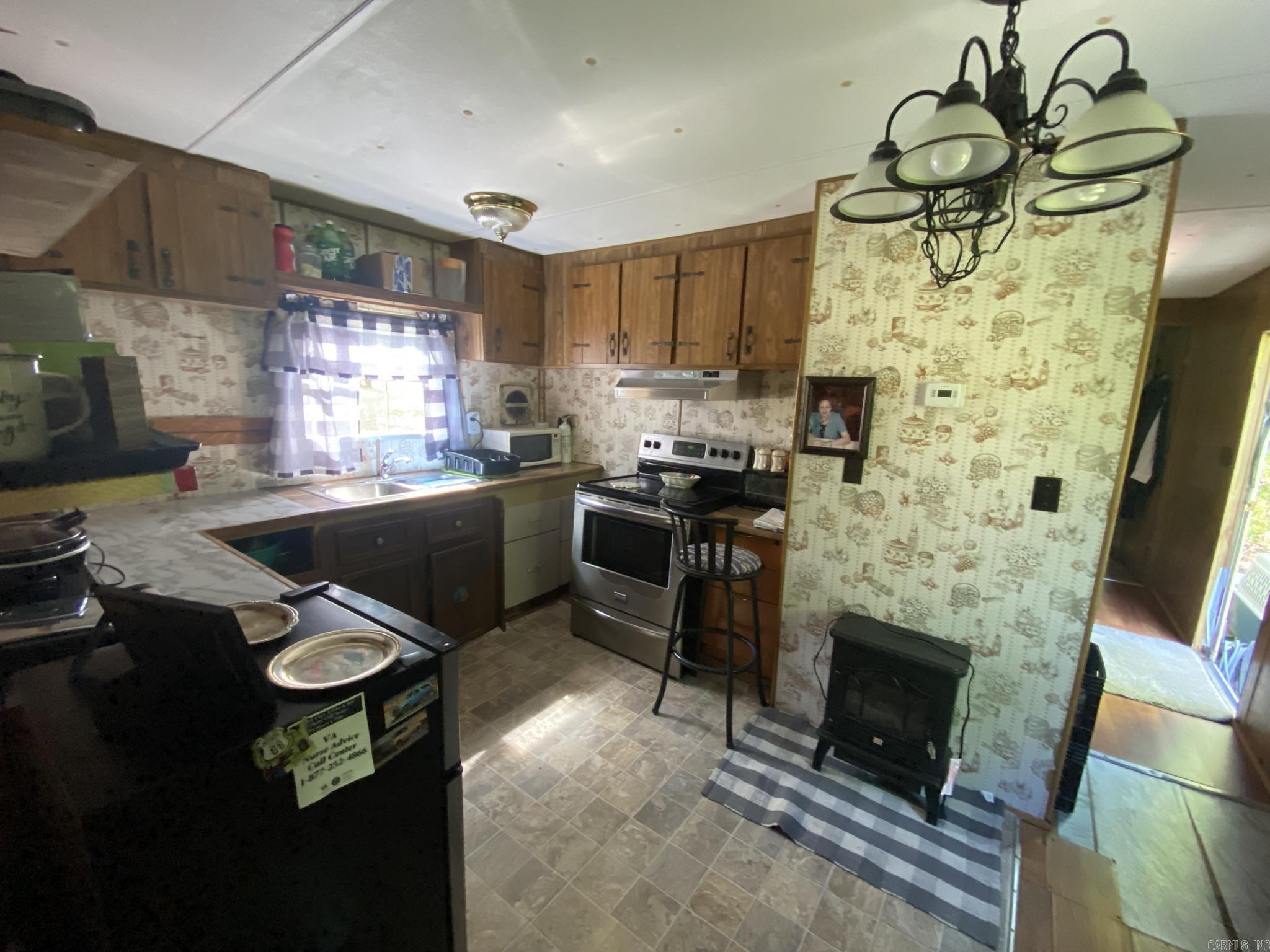 22560  Highway 14  Mountain View, AR