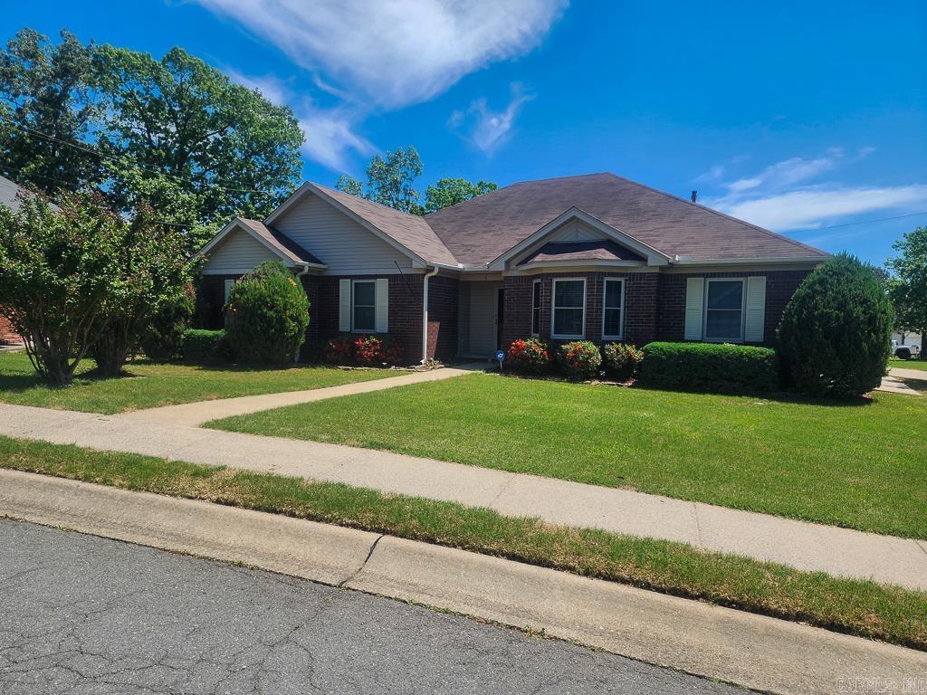 1 Cherry Laurel Court Little Rock, AR 72211