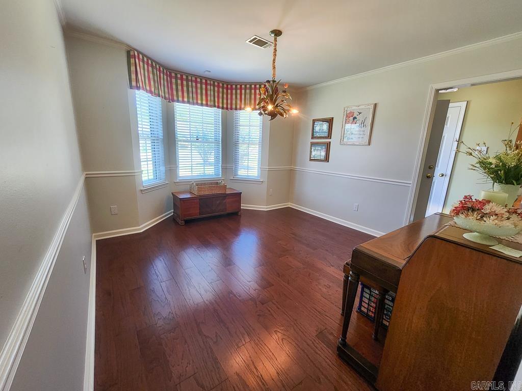 1 Cherry Laurel Court Little Rock, AR 72211