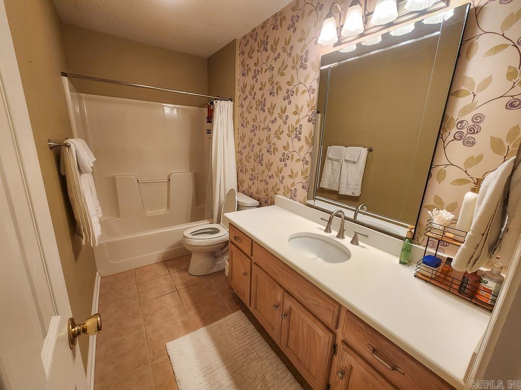 1 Cherry Laurel Court Little Rock, AR 72211