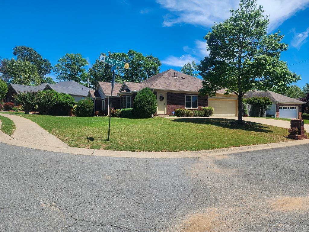 1 Cherry Laurel Court Little Rock, AR 72211