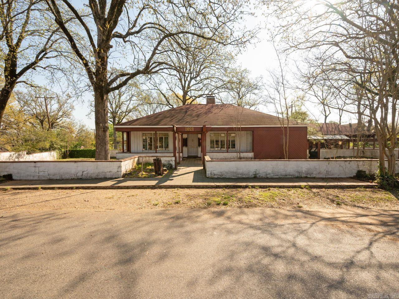 1021 N Ash  Little Rock, AR