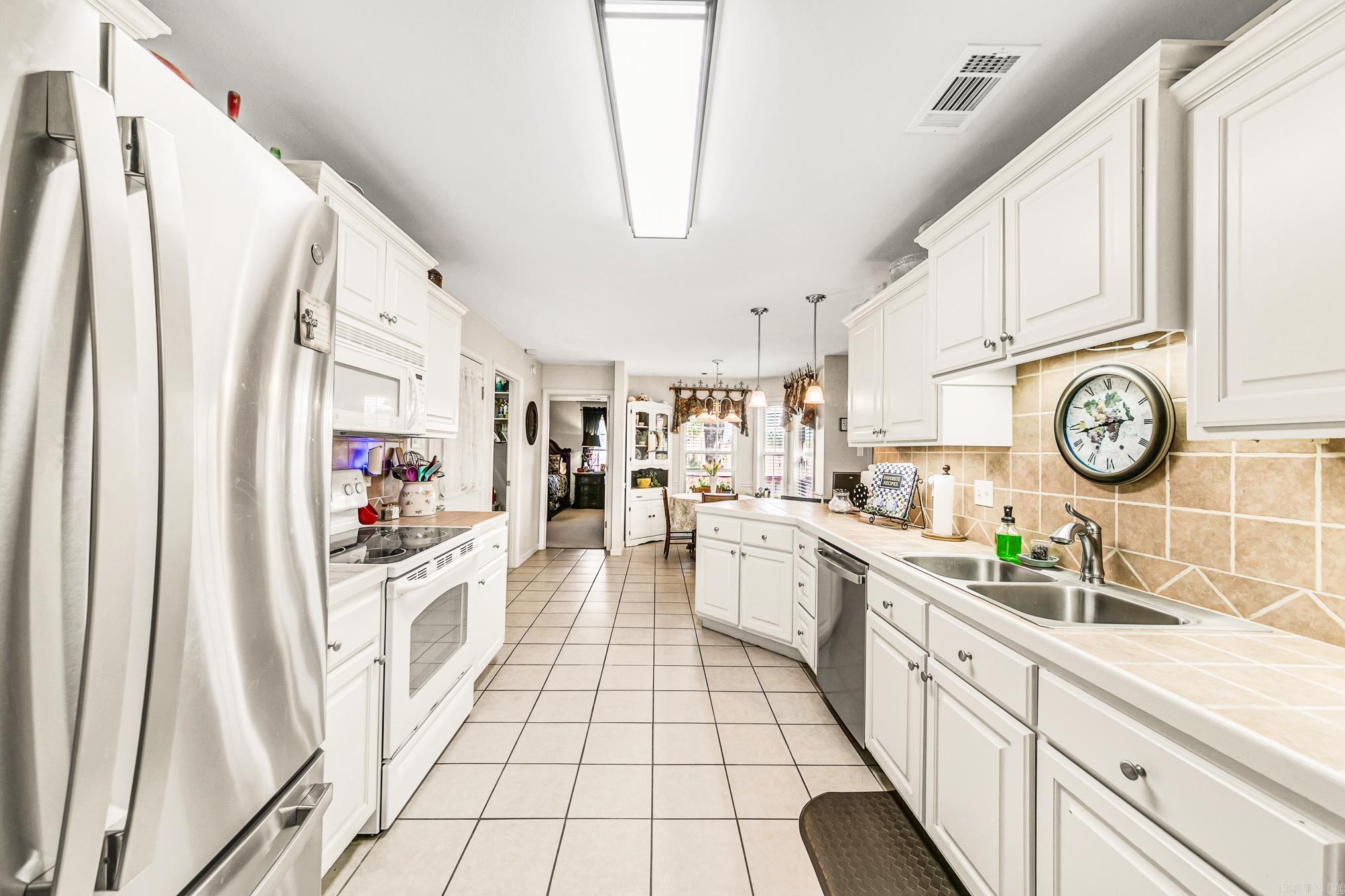 1849 Hidden Creek Drive Sherwood, AR 72120