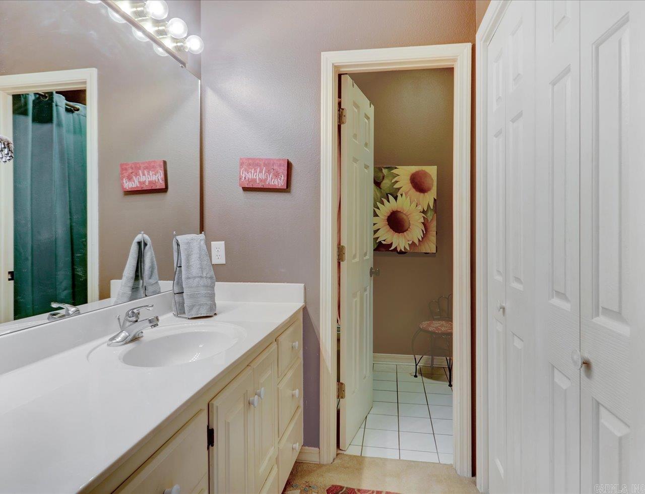 400 Farr Shores Dr Unit 15F Hot Springs, AR 71913