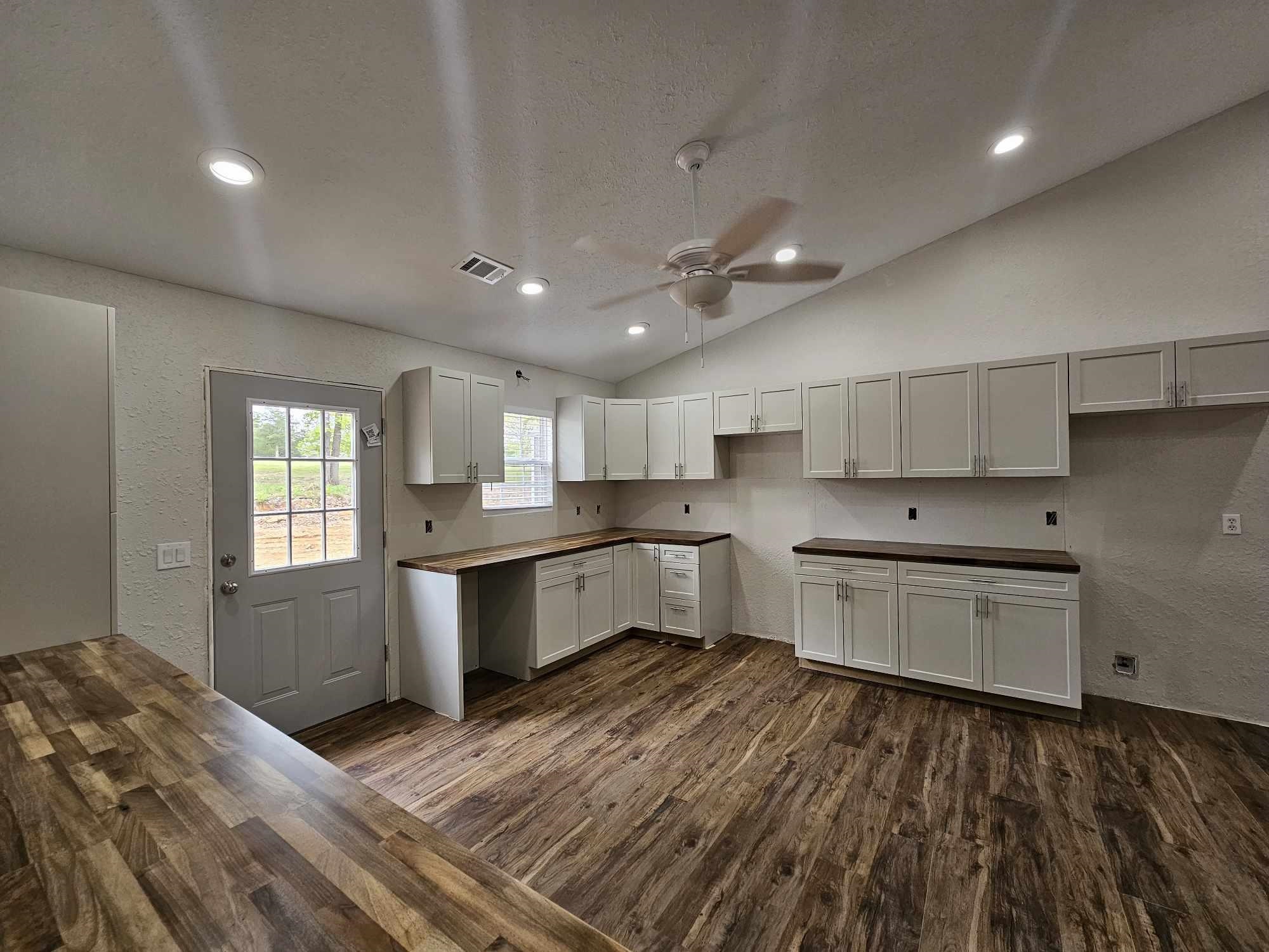 327 W Green Valley  Horseshoe Bend, AR