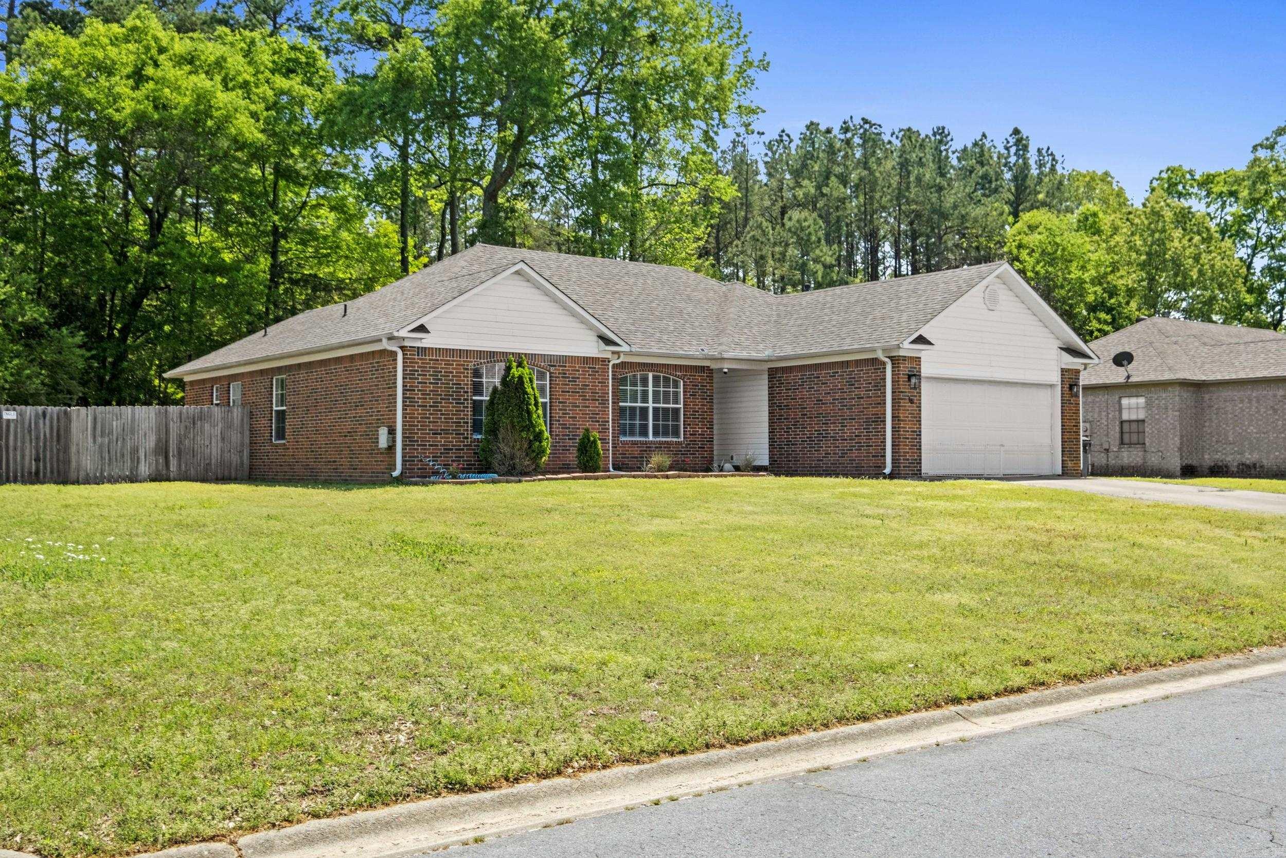 16 Cedarwood  Cabot, AR