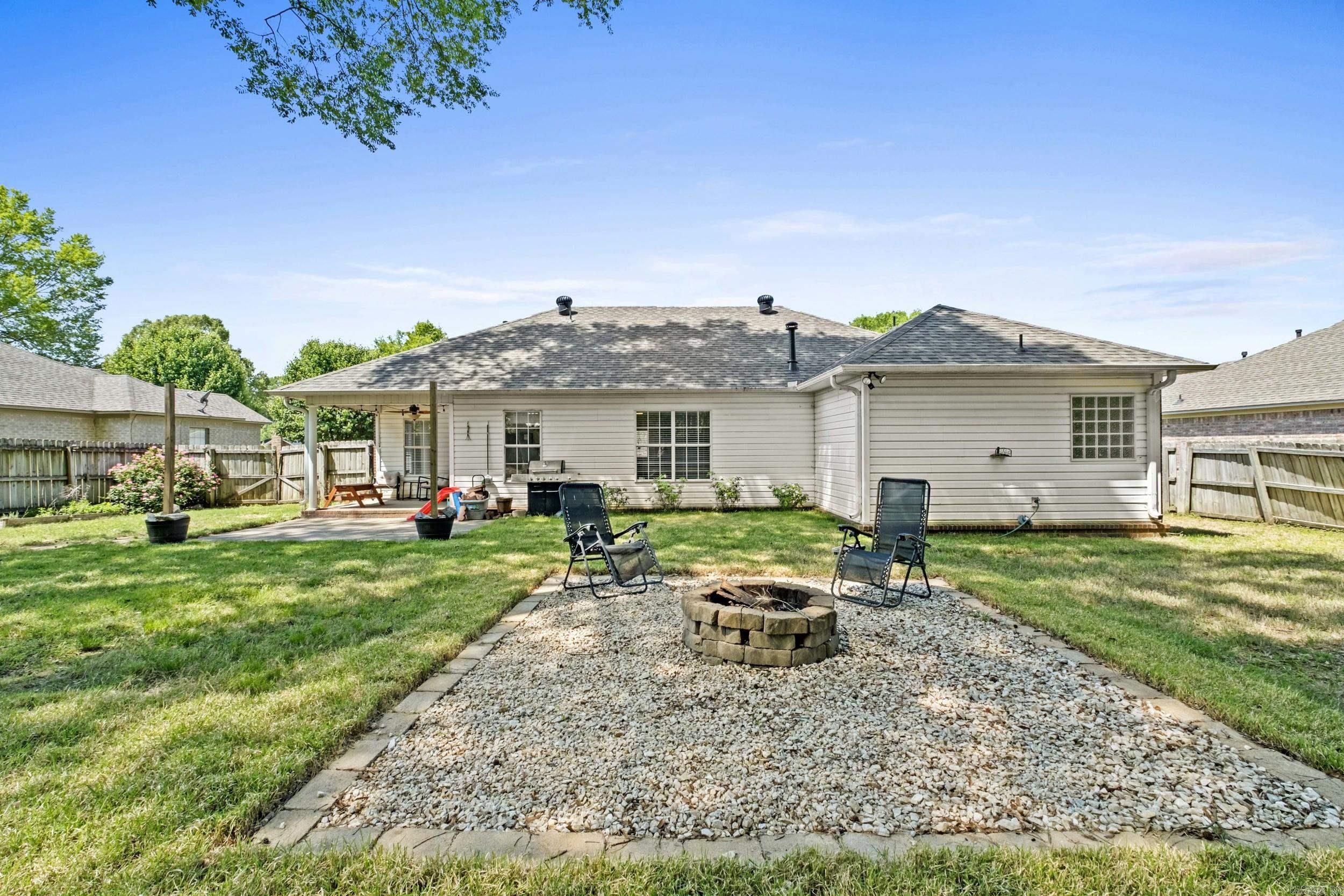16 Cedarwood  Cabot, AR