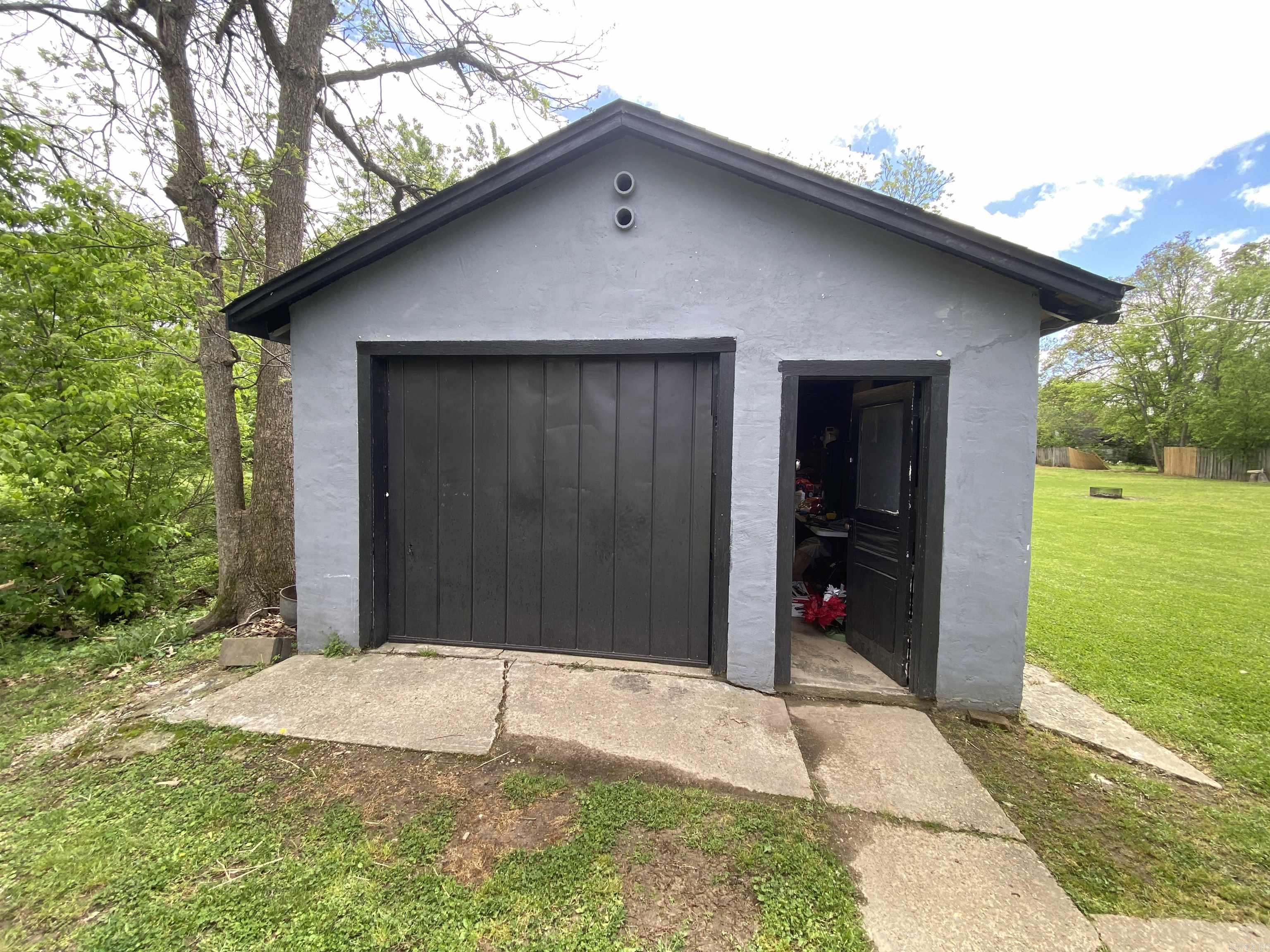 303 W 5th  Rector, AR