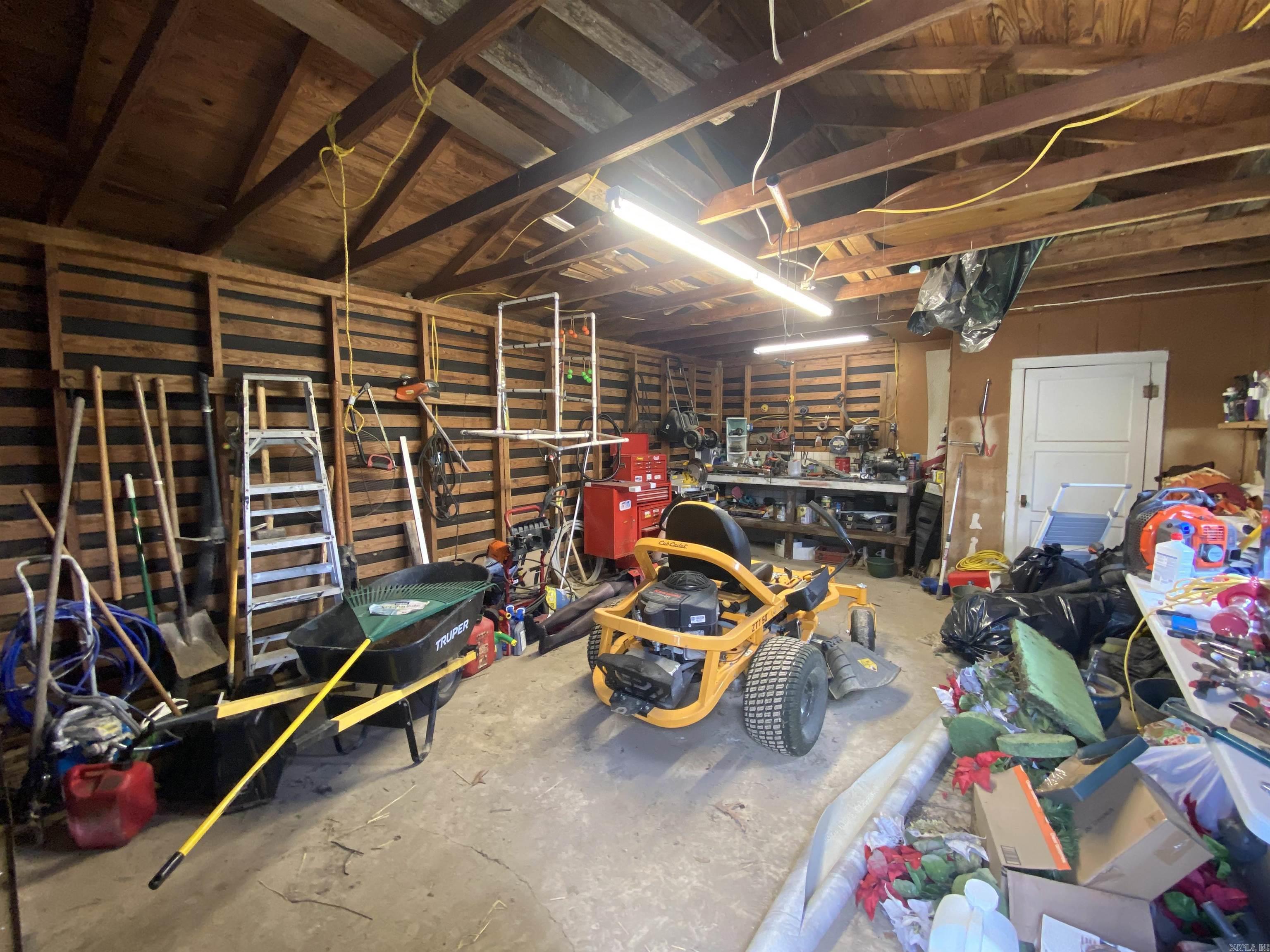 303 W 5th  Rector, AR