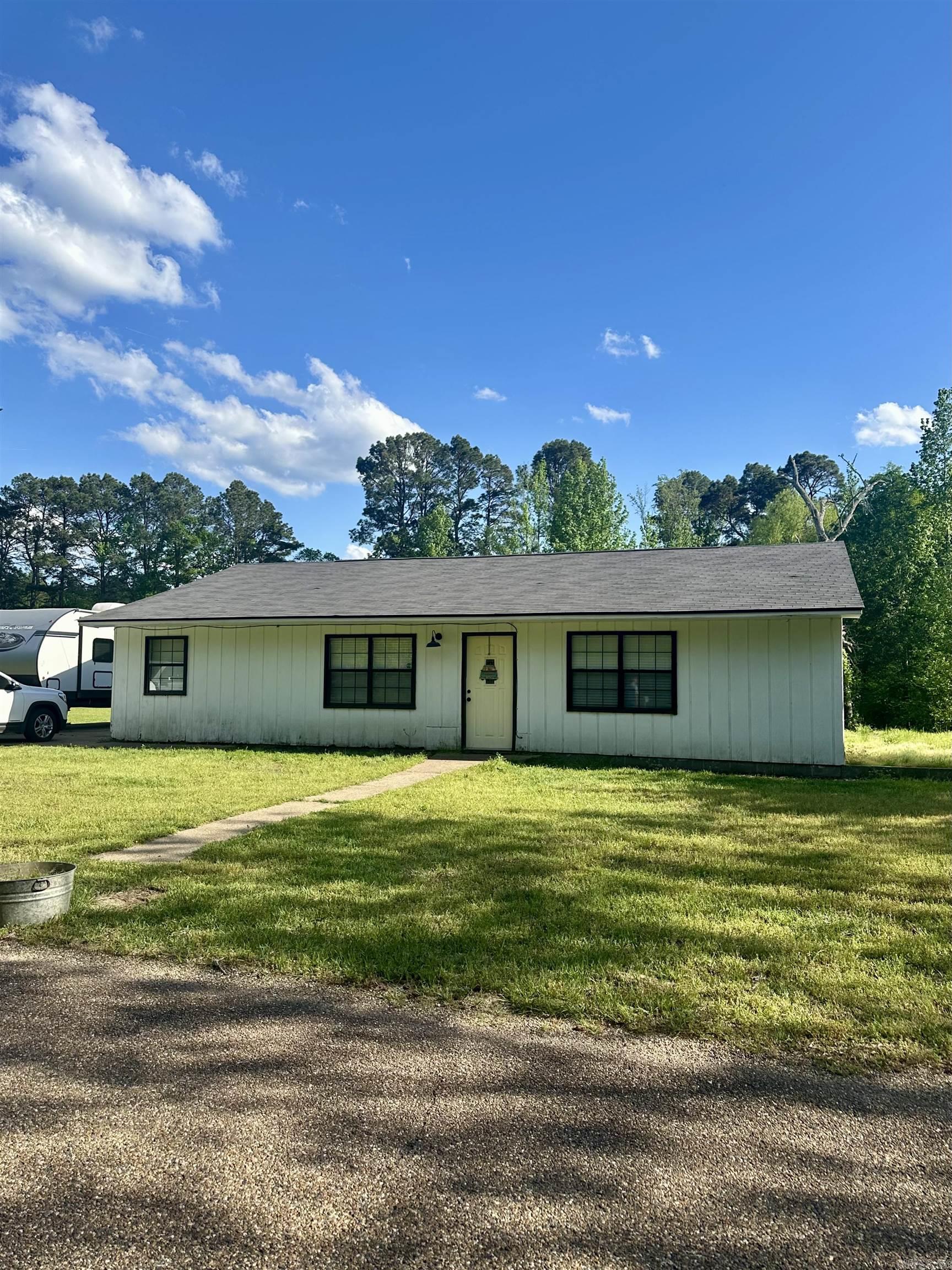 2745 Glen Rose Road