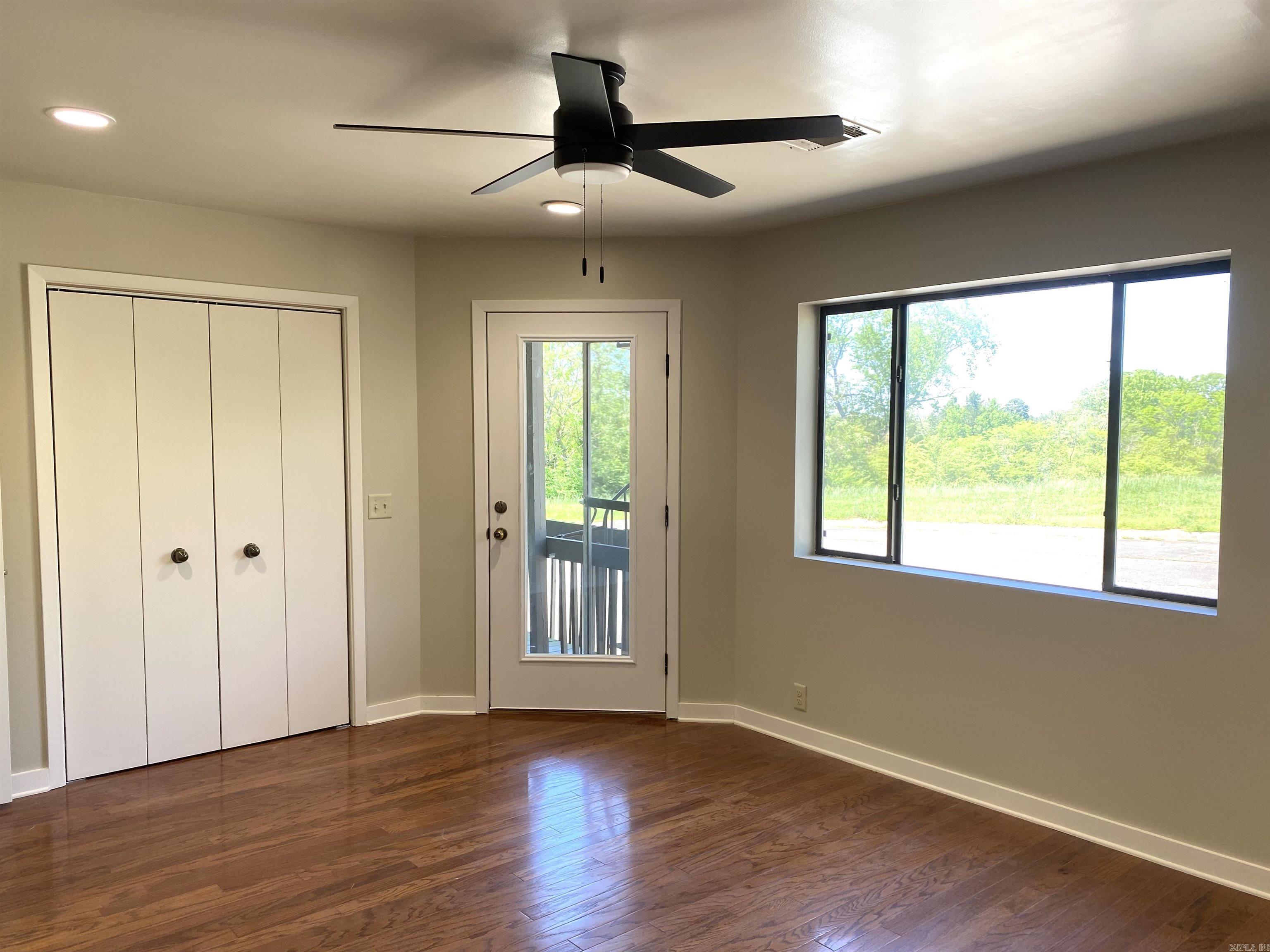 1808 W Main  Heber Springs, AR