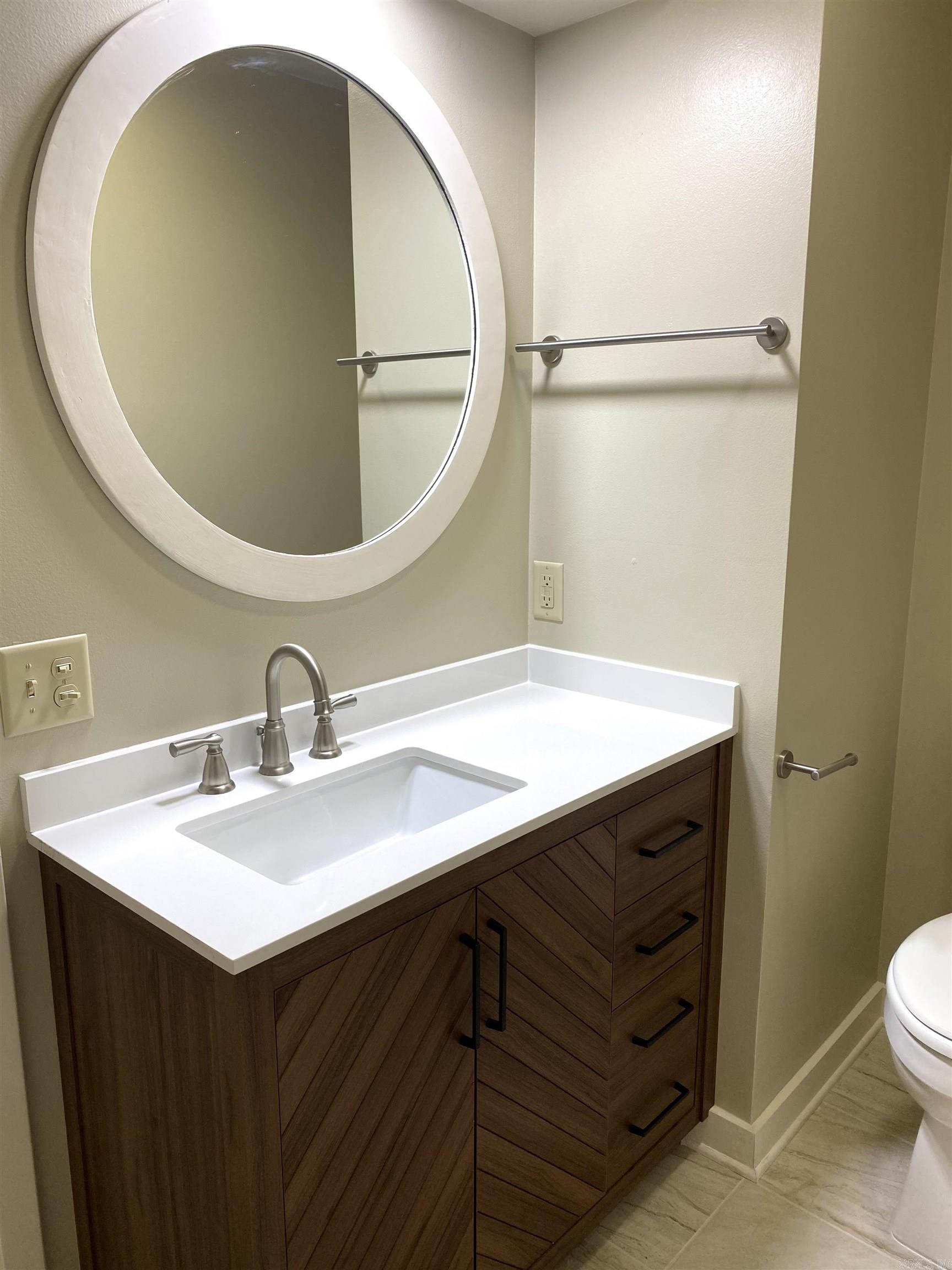 1808 W Main  Heber Springs, AR