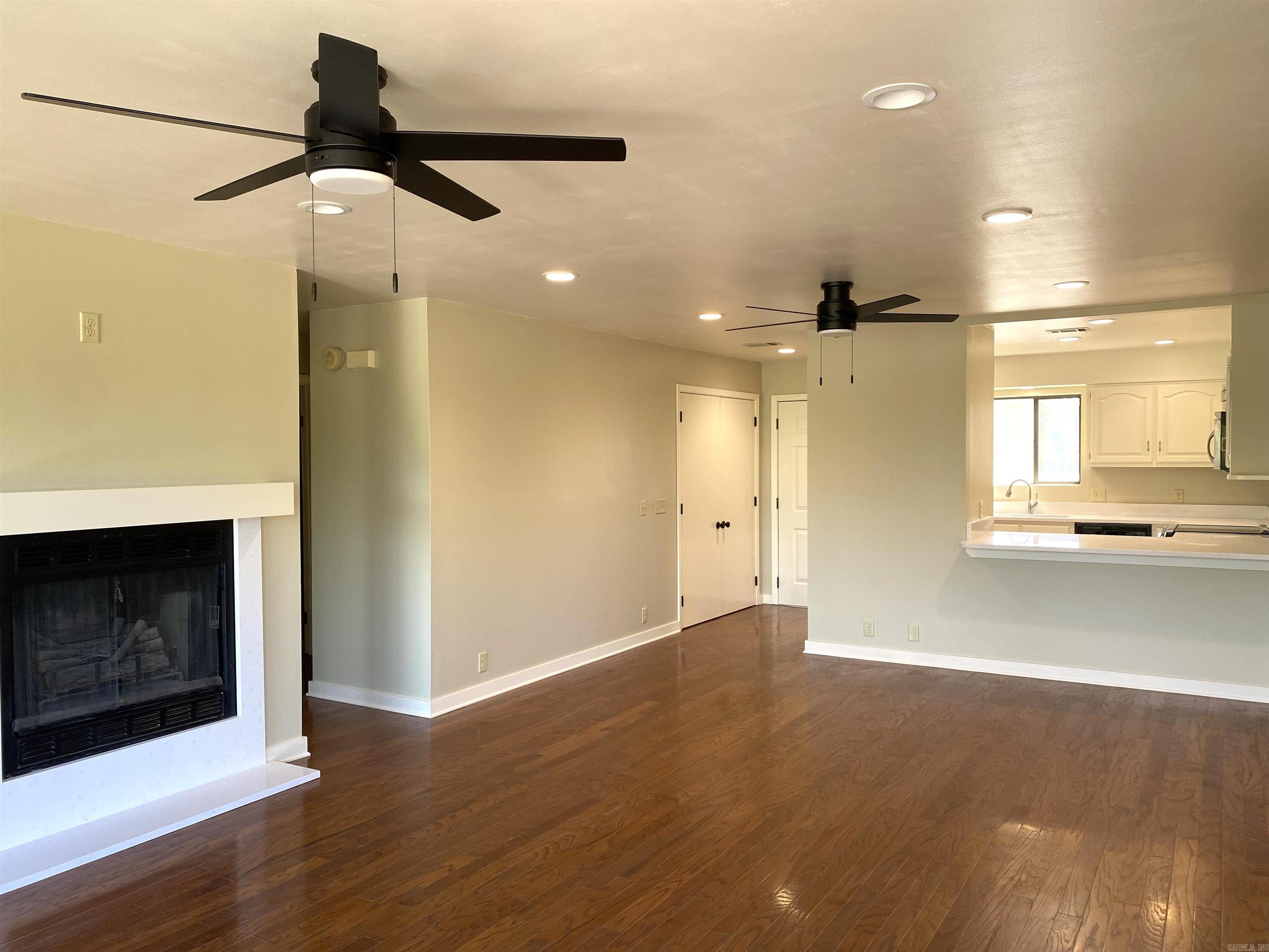 1808 W Main  Heber Springs, AR