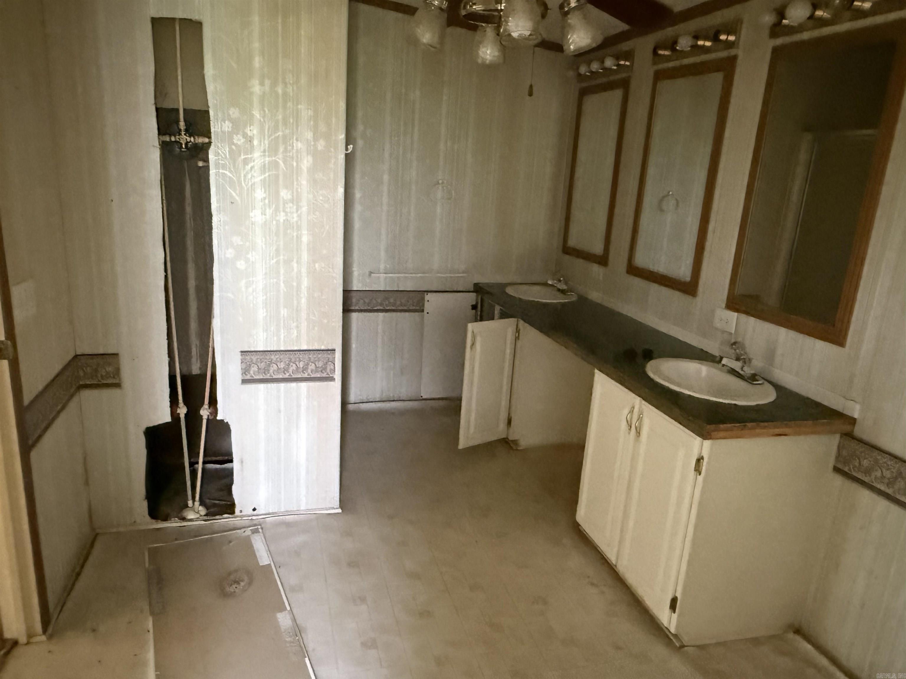 175  Goldmine  Bradford, AR