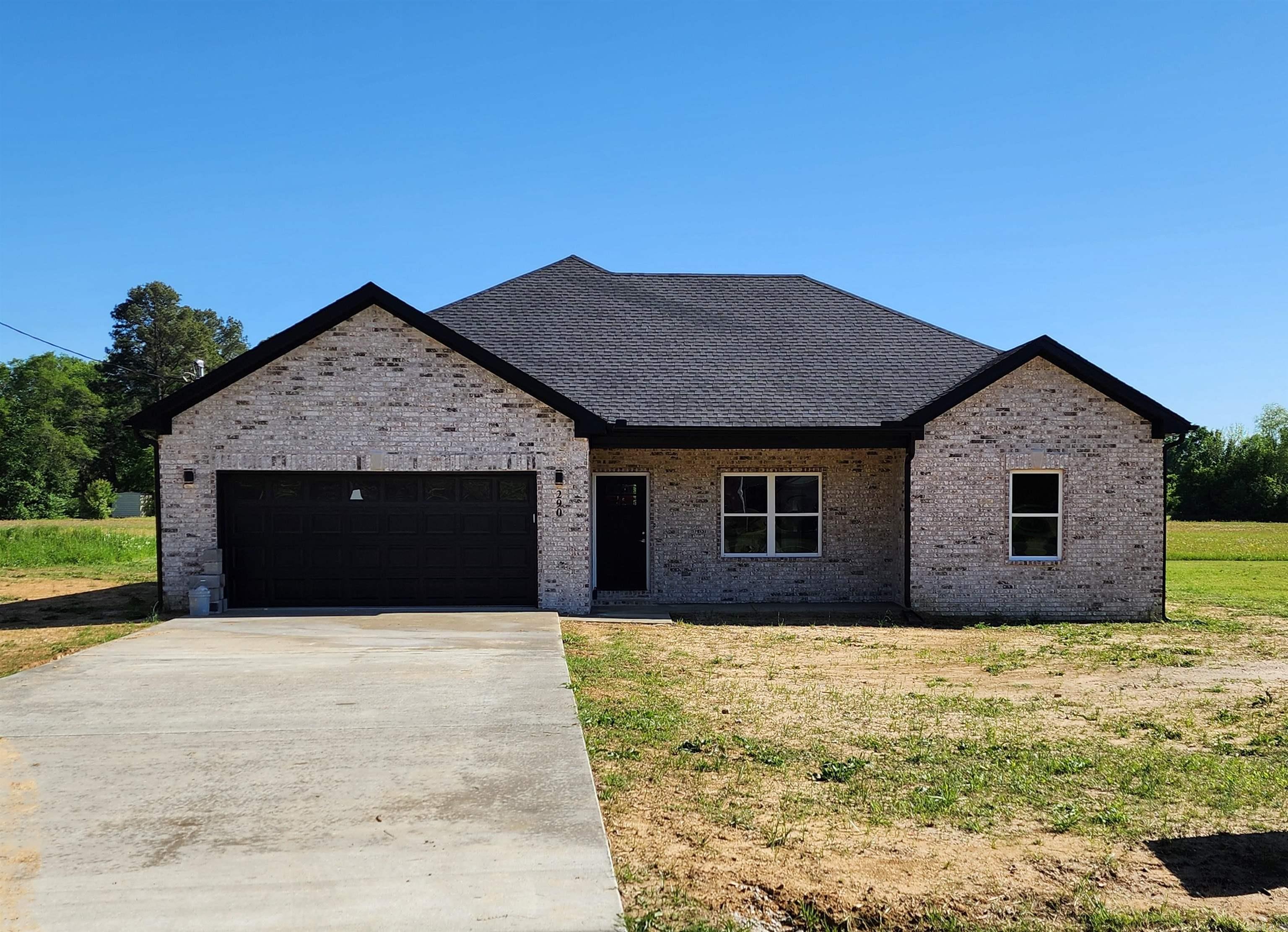 290  Walker  Higginson, AR