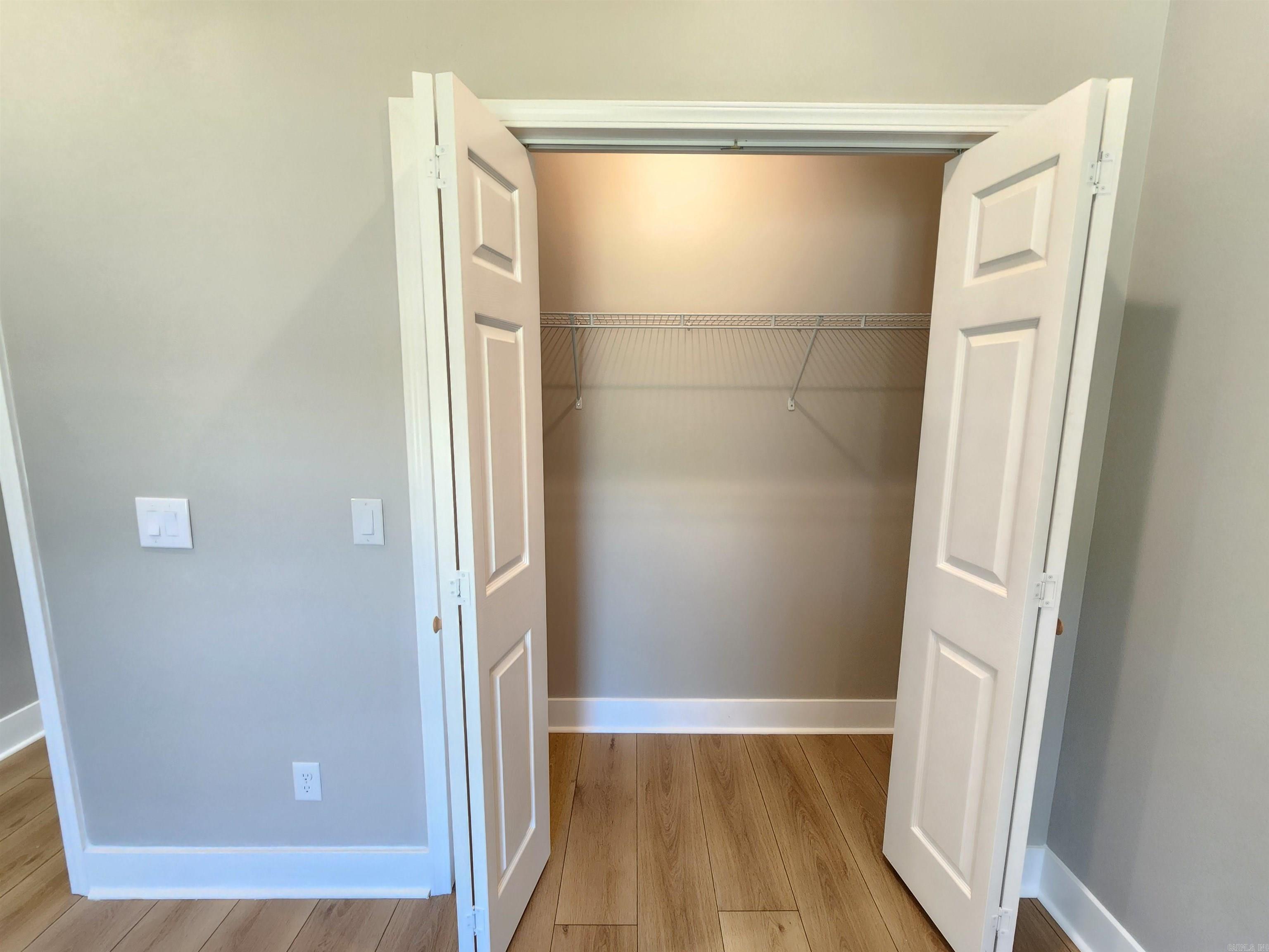 290  Walker  Higginson, AR