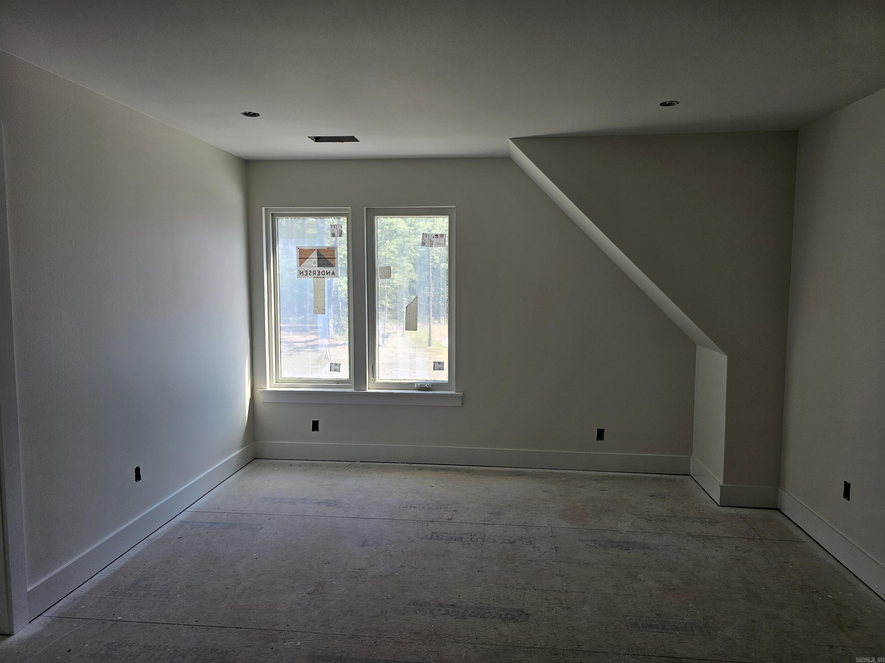 3076  Avilla Manor  Alexander, AR