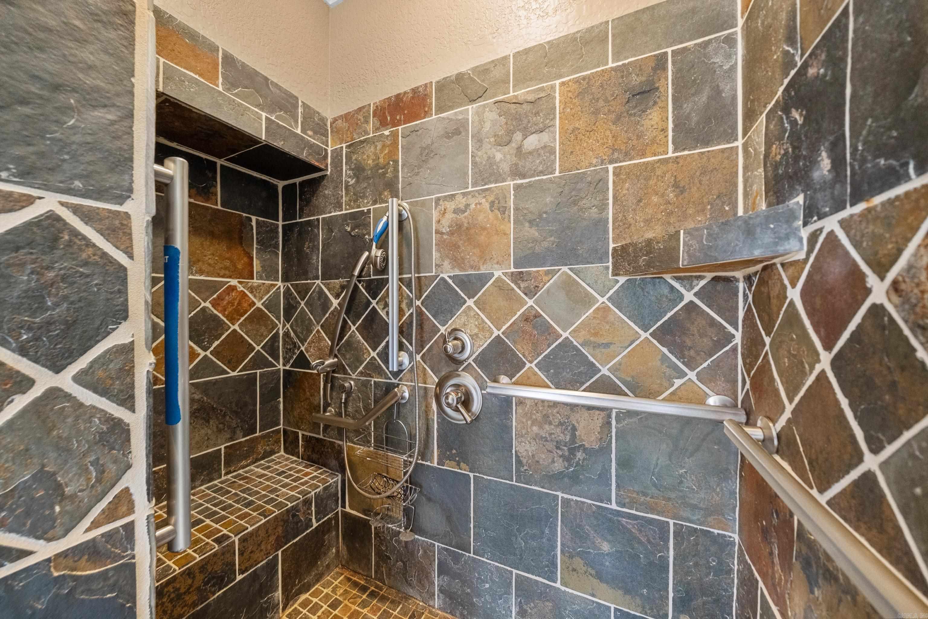 102  Waterfront  Hot Springs, AR
