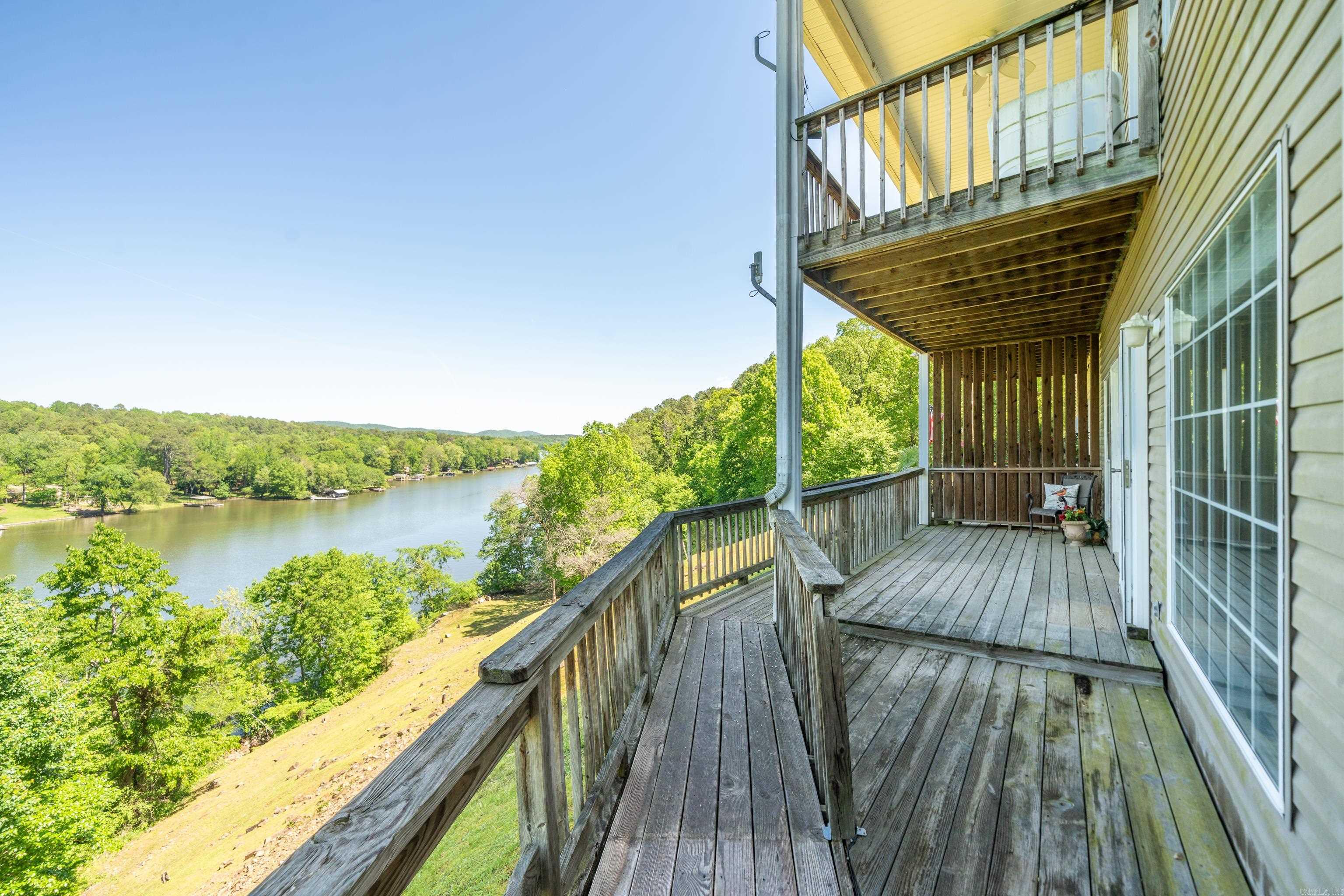 102  Waterfront  Hot Springs, AR