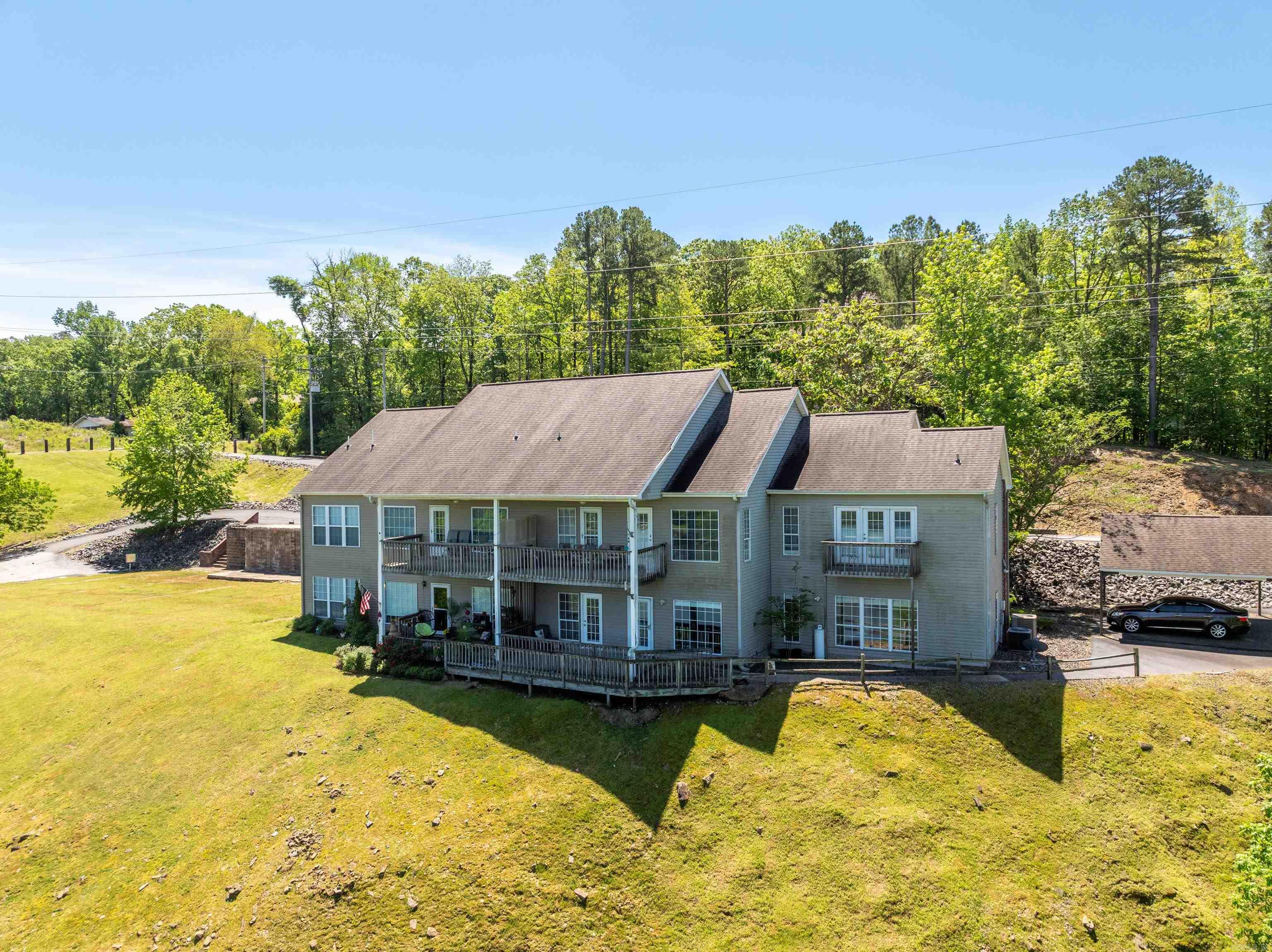 102  Waterfront  Hot Springs, AR