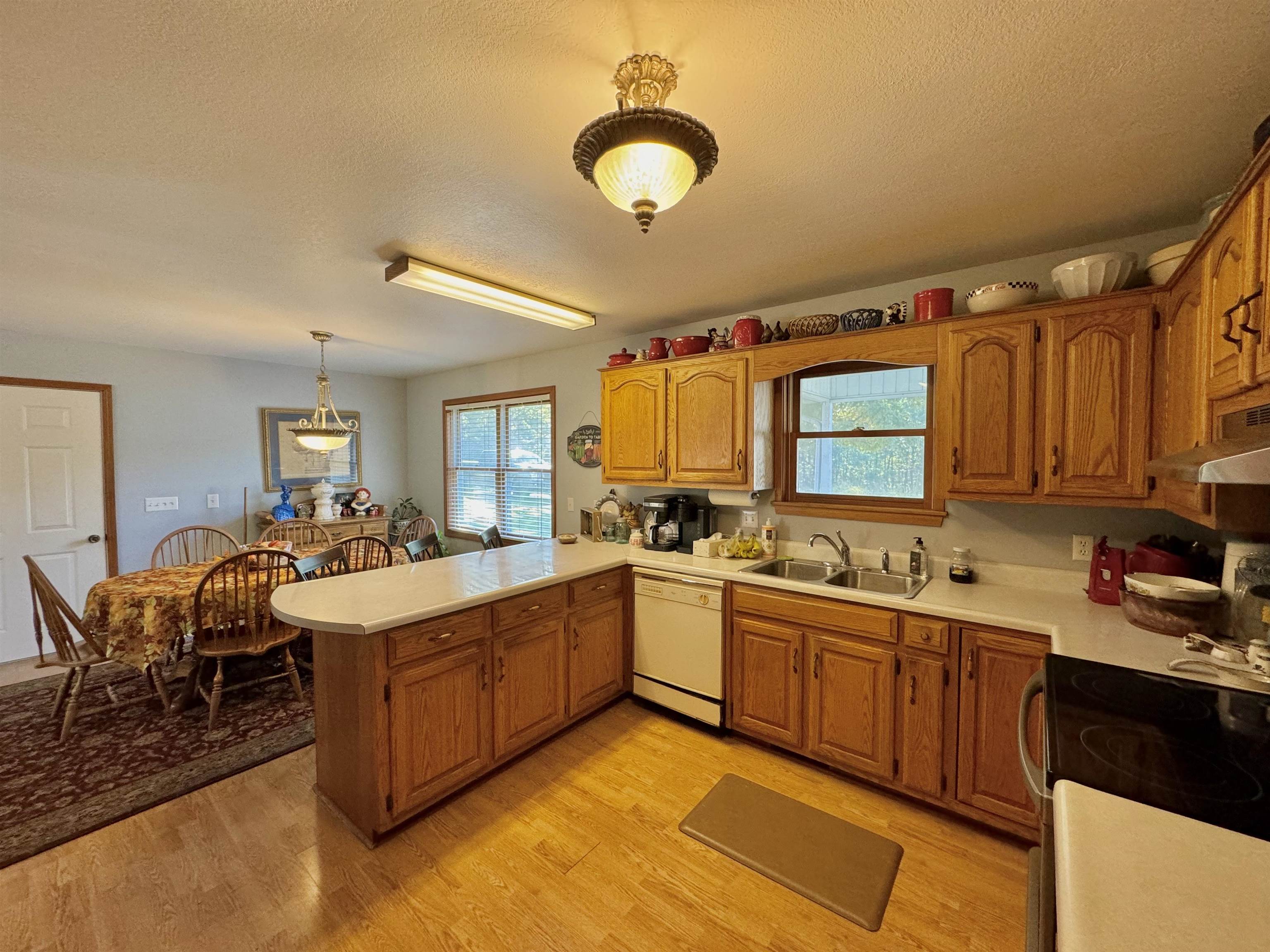 1660  Knob Creek Road  Melbourne, AR