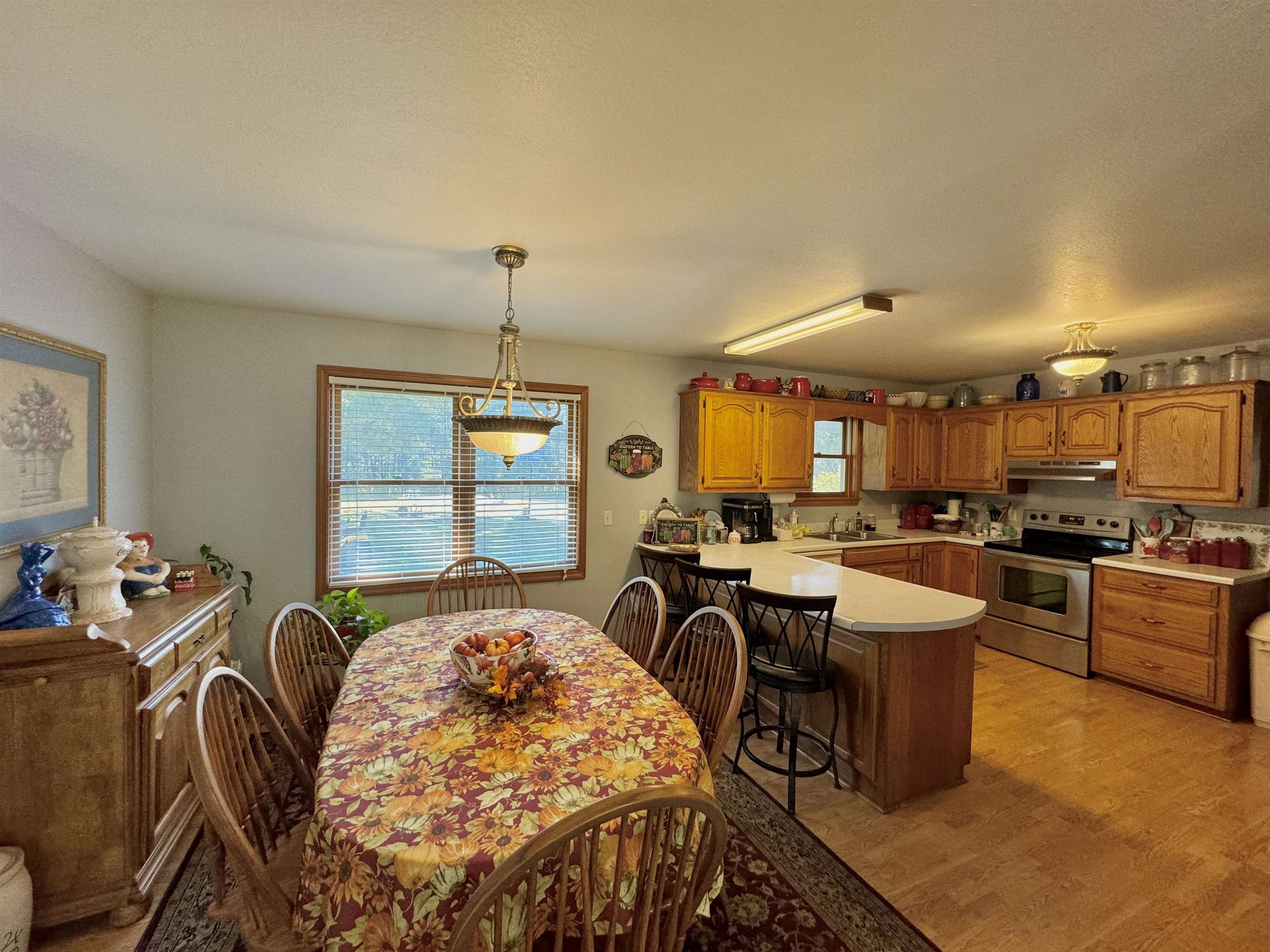 1660  Knob Creek Road  Melbourne, AR