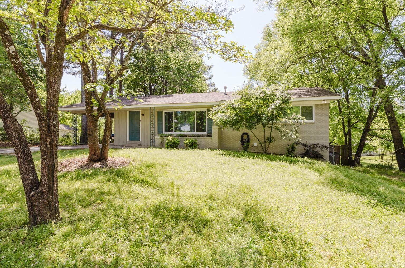 303  Jerome St.  Hot Springs, AR