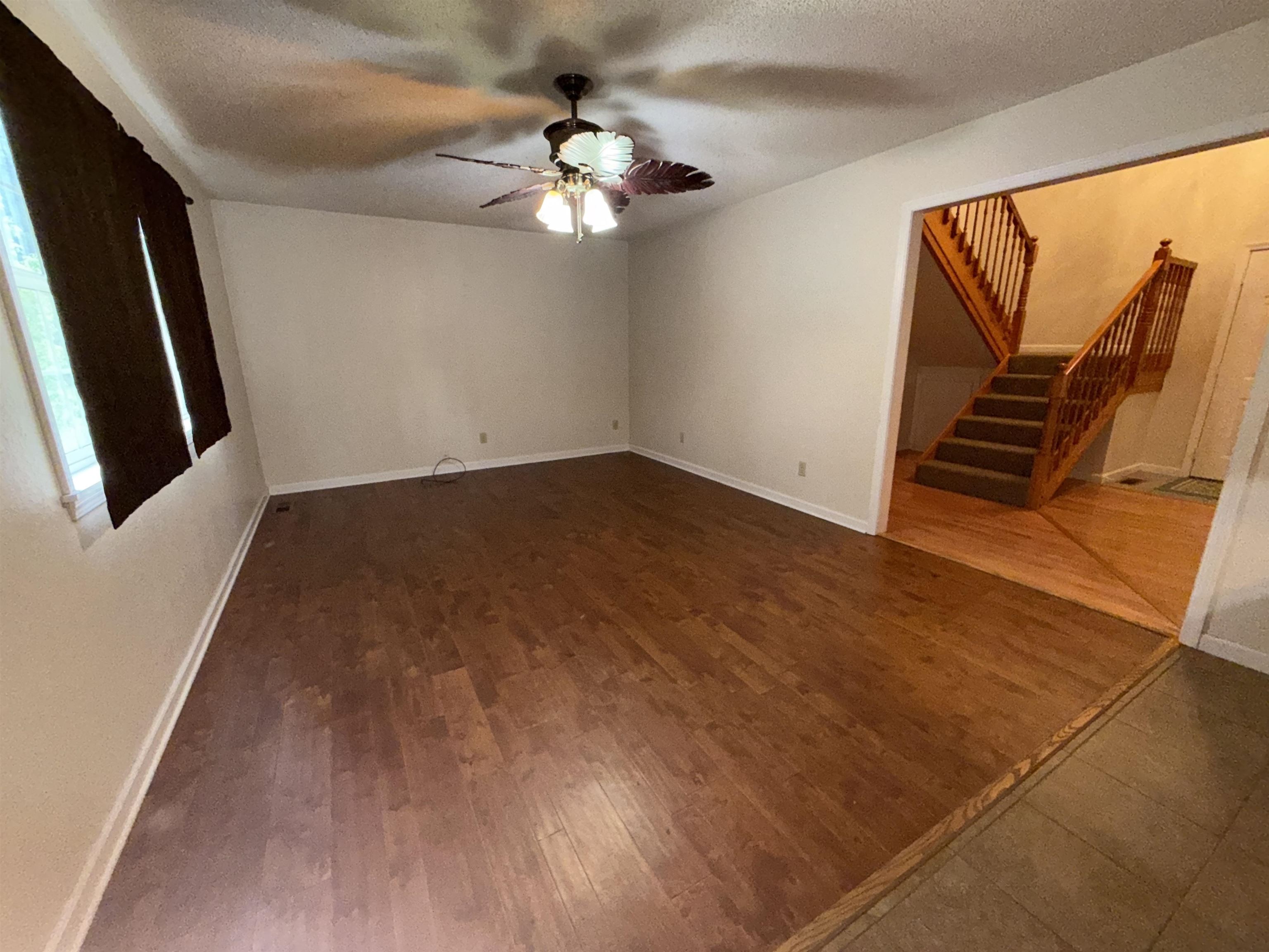79  Sharp Street  Melbourne, AR