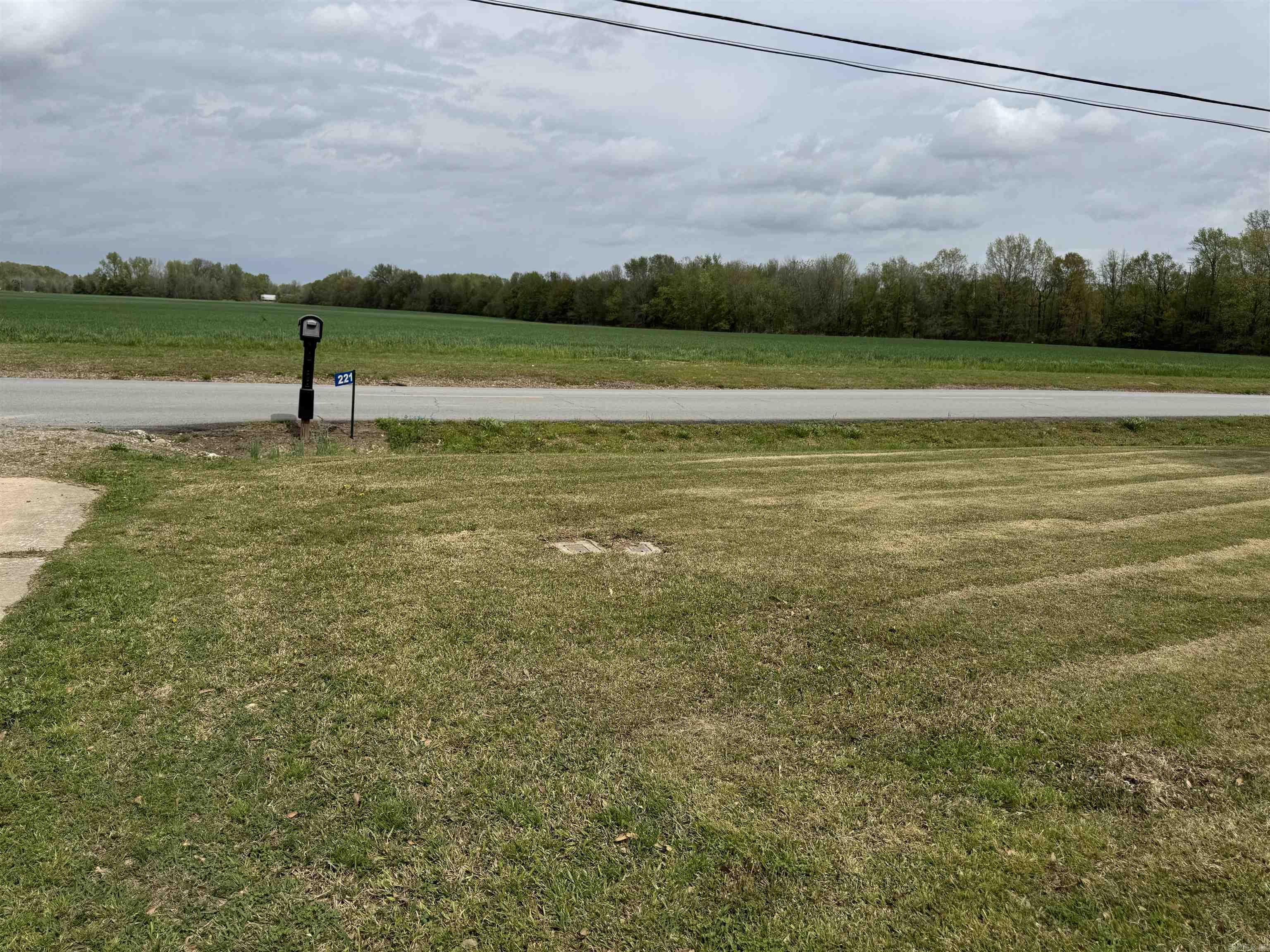 221  Baker  Higginson, AR
