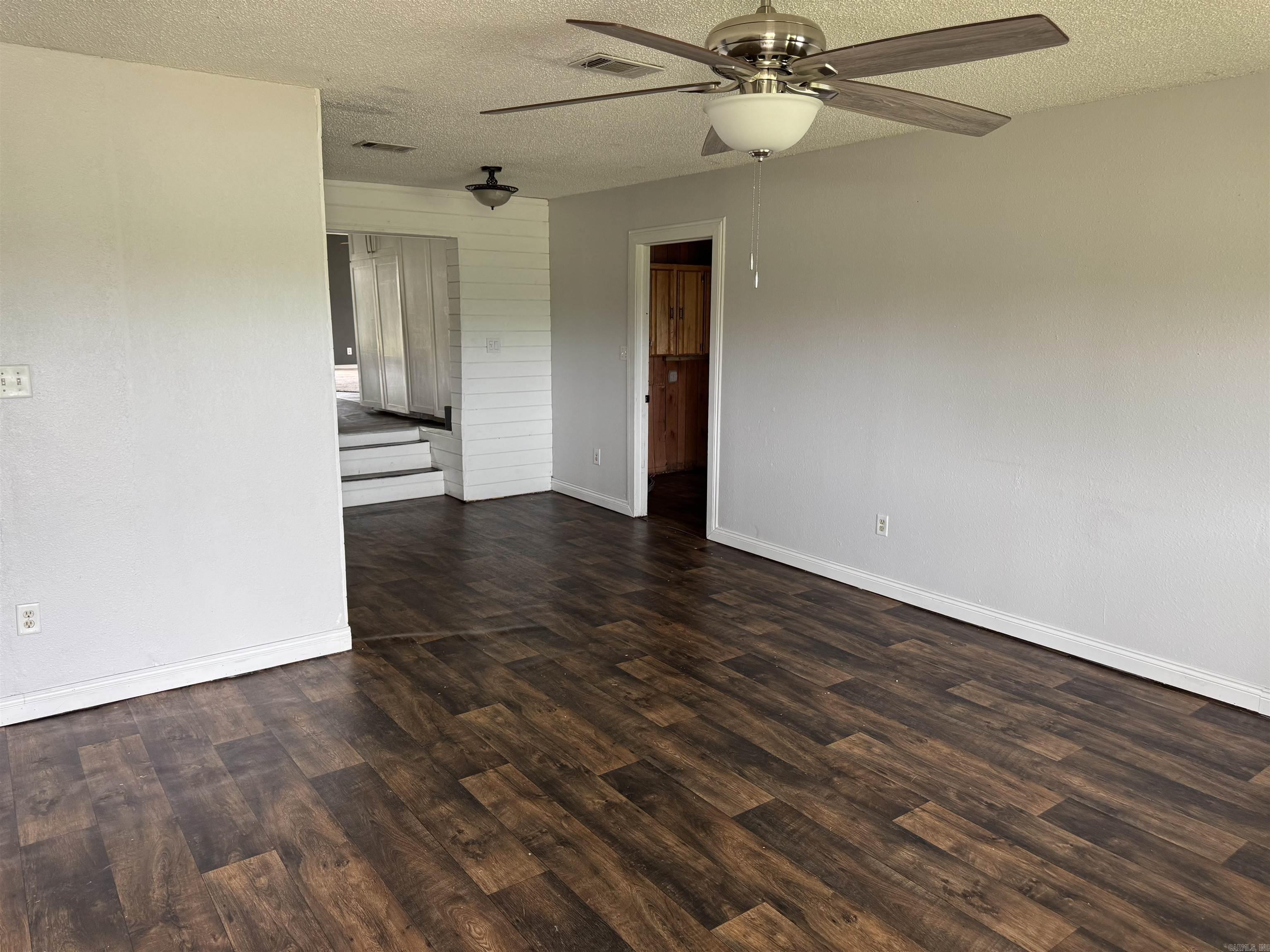 221  Baker  Higginson, AR