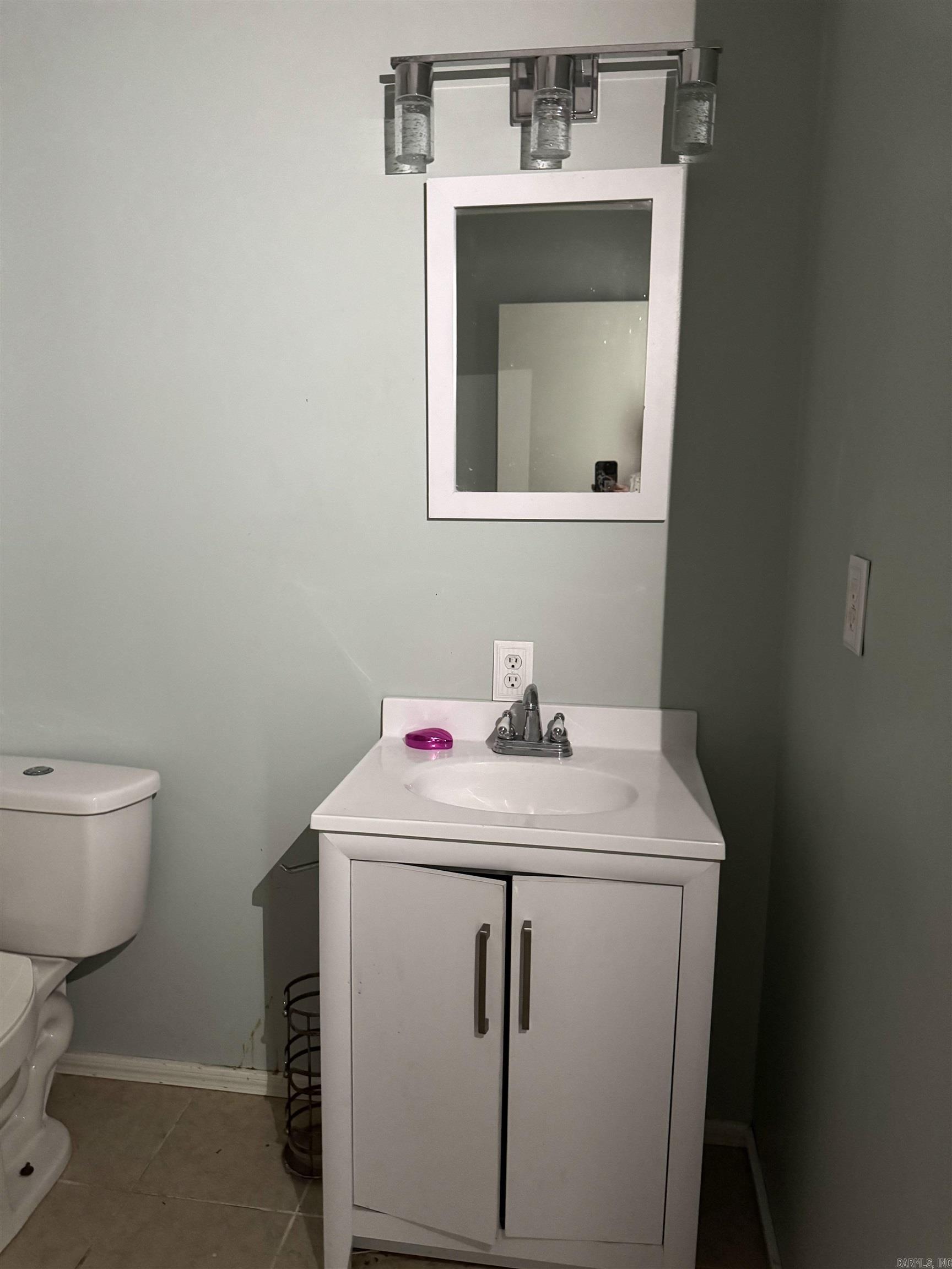 221  Baker  Higginson, AR