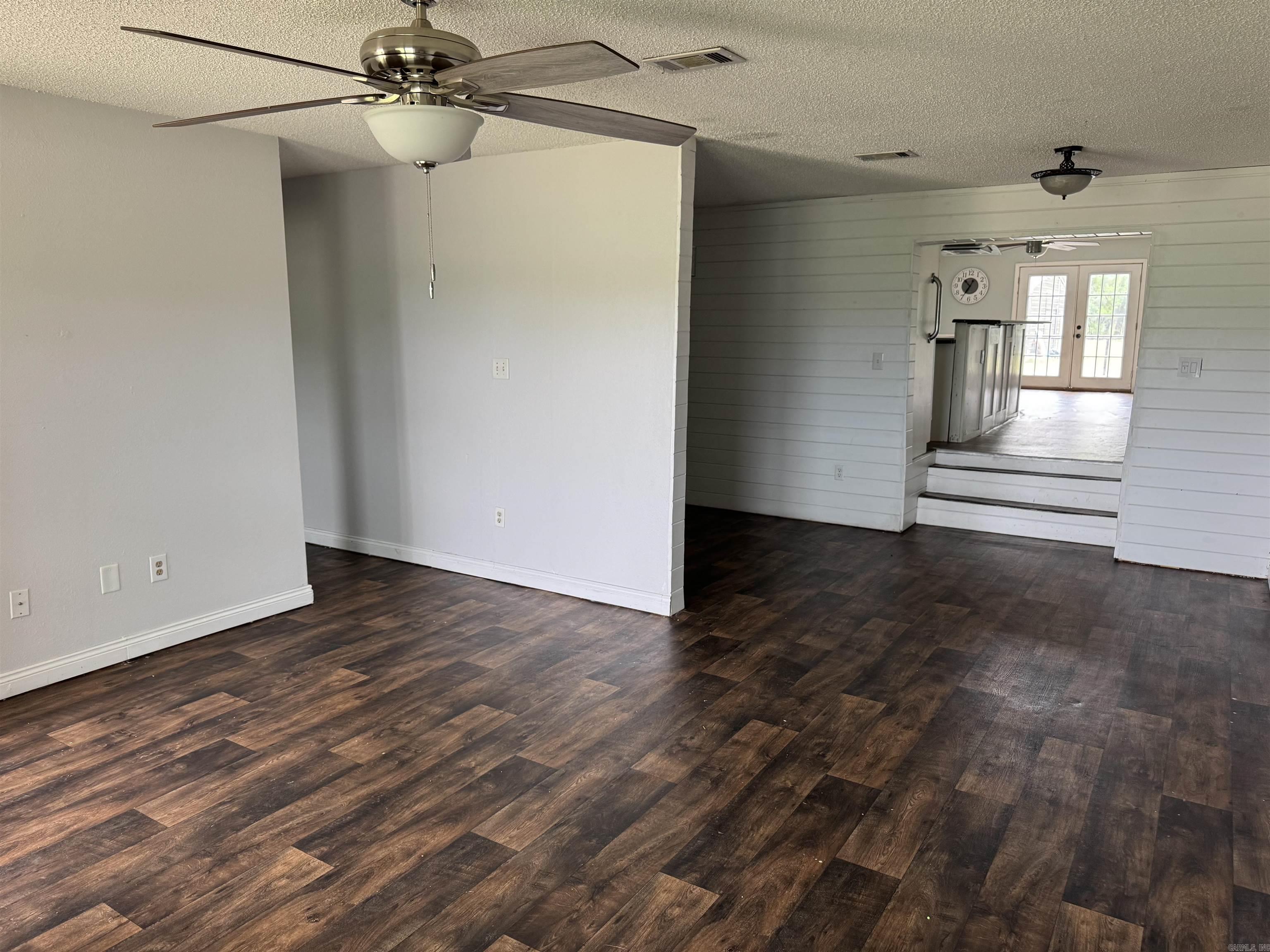 221  Baker  Higginson, AR