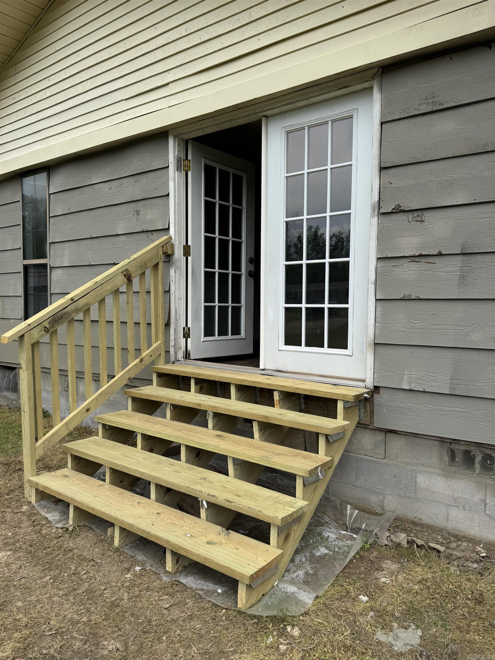 221  Baker  Higginson, AR