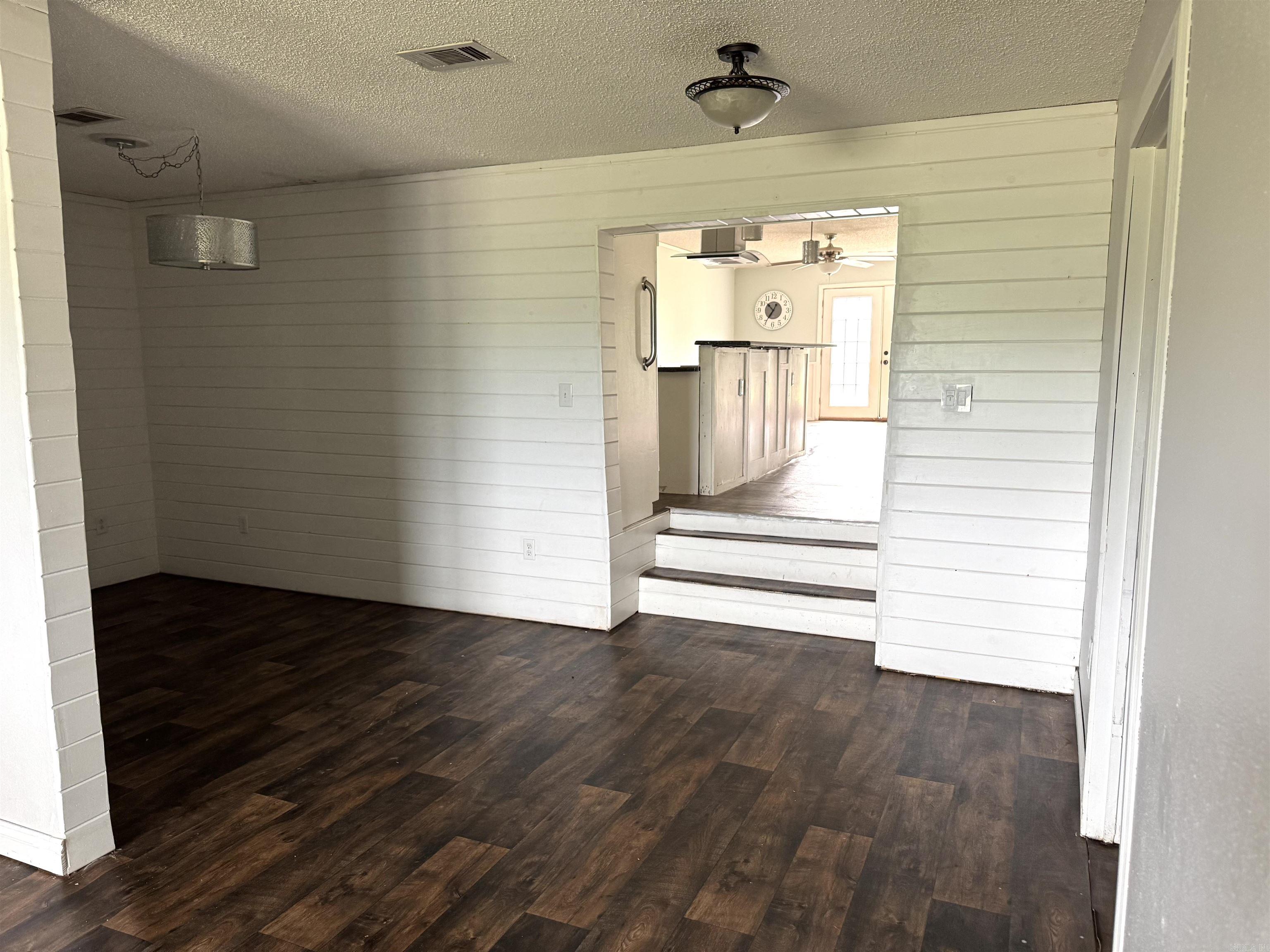 221  Baker  Higginson, AR
