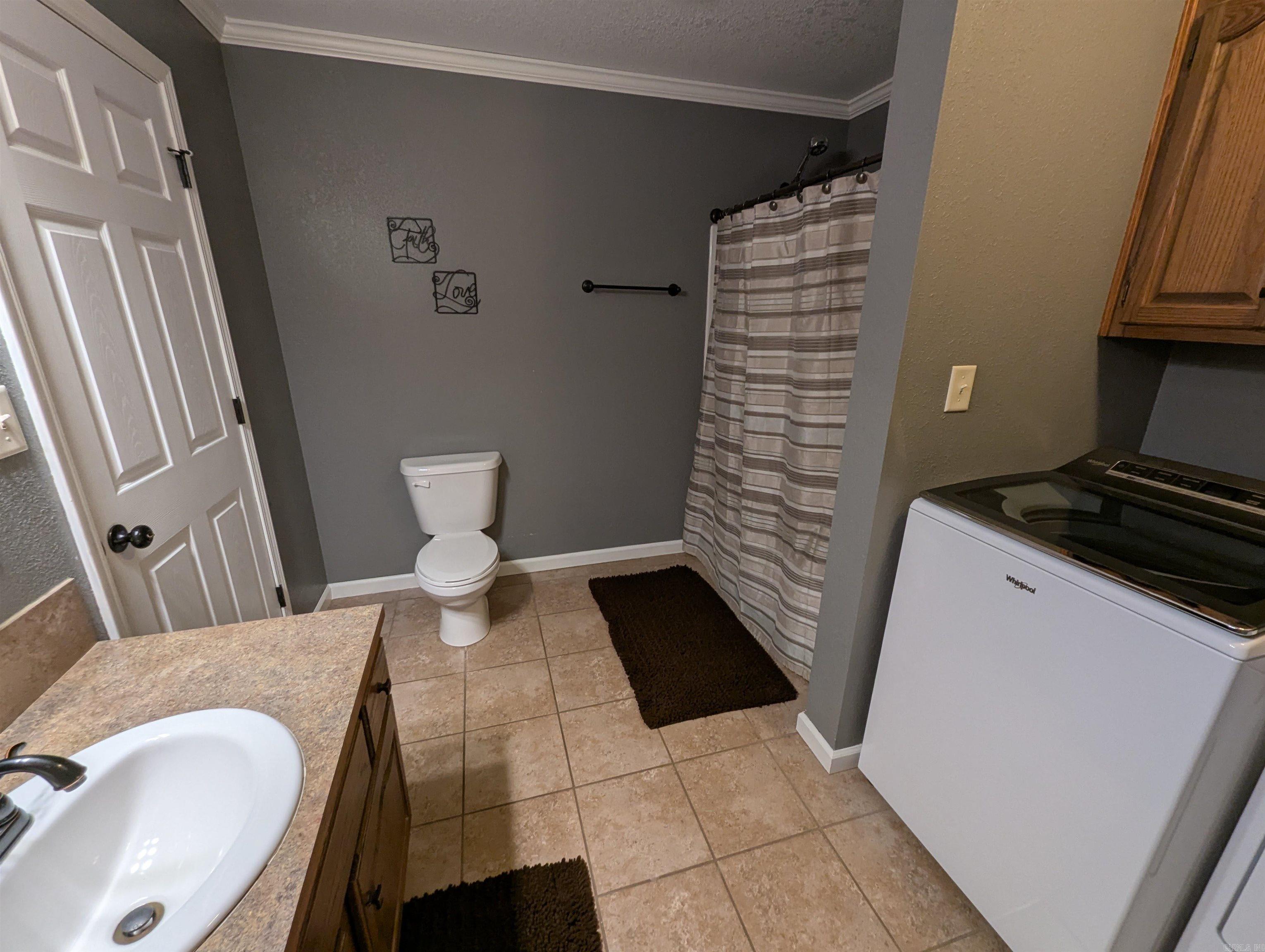 20 Pure Country Road Greers Ferry, AR 72067
