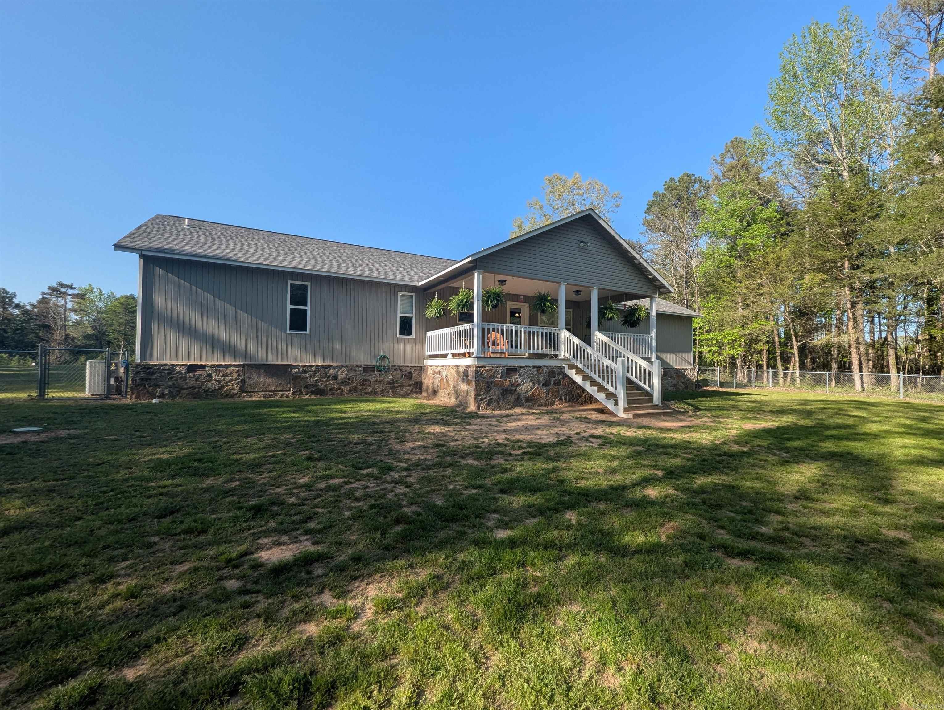 20 Pure Country Road Greers Ferry, AR 72067