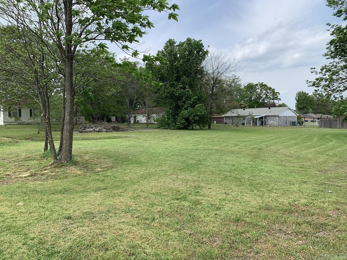 1315 E 16th  Russellville, AR
