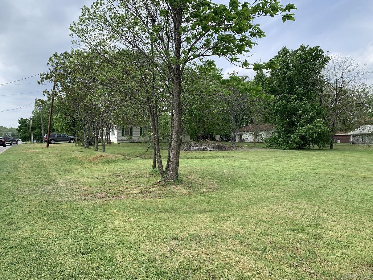1315 E 16th  Russellville, AR