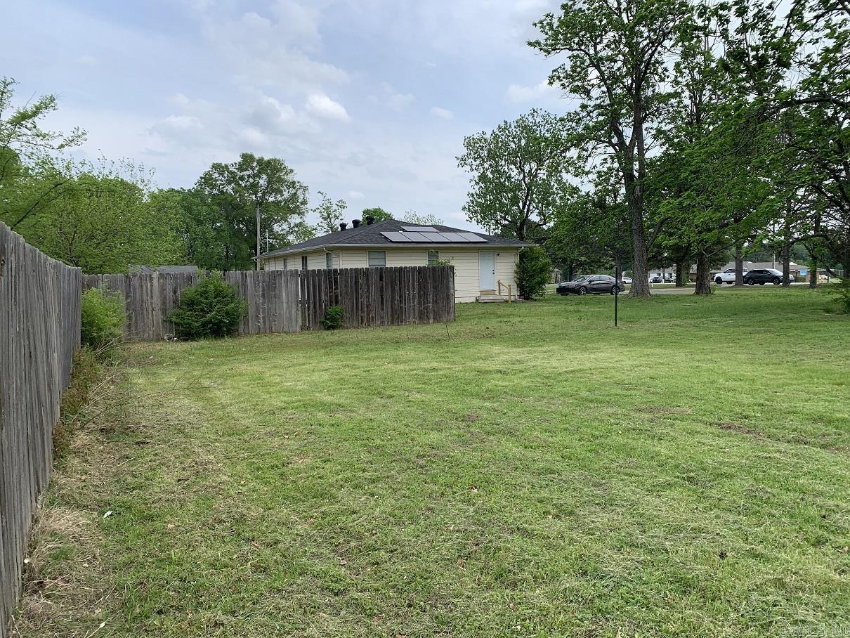 1315 E 16th  Russellville, AR