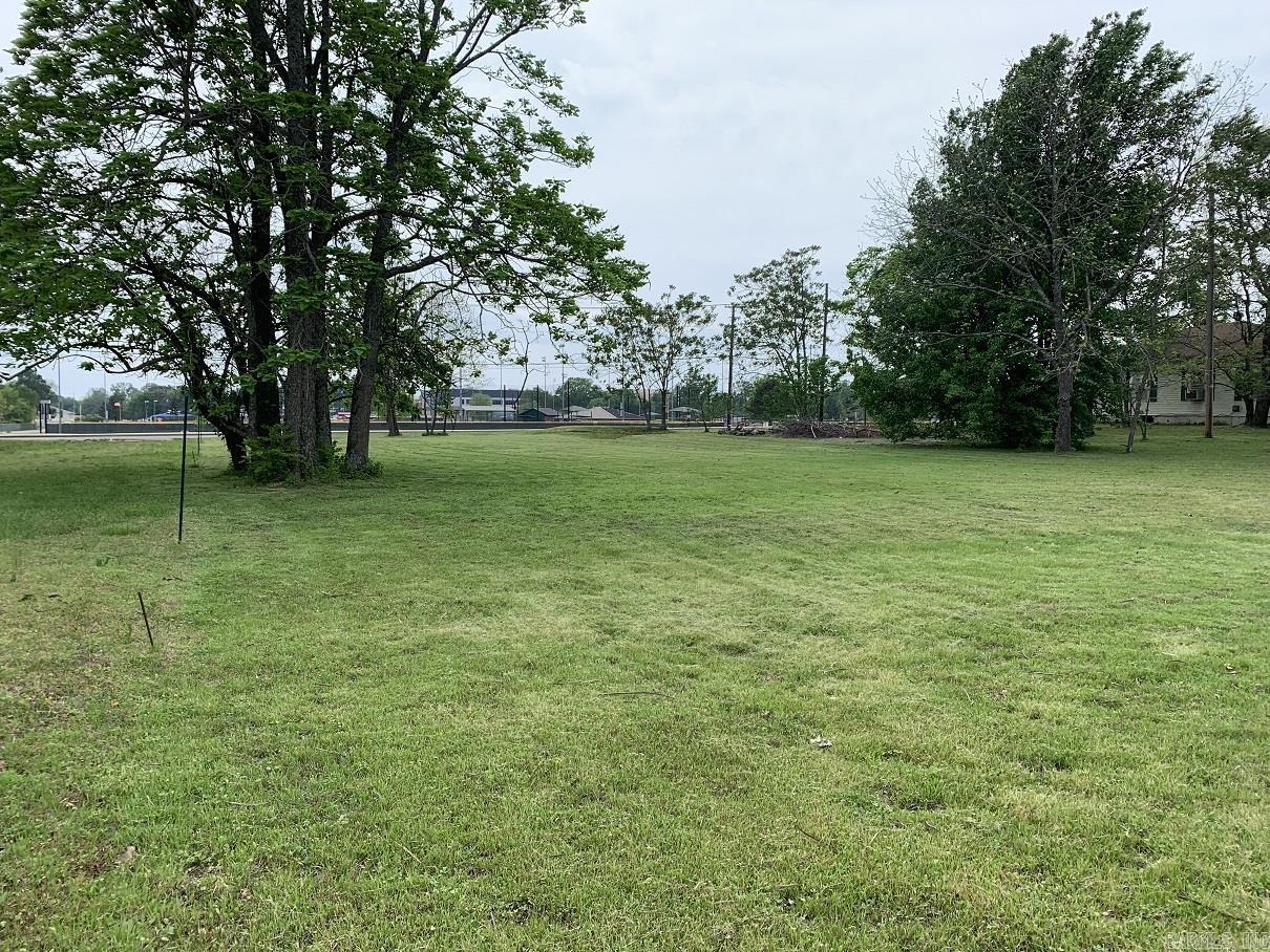 1315 E 16th  Russellville, AR