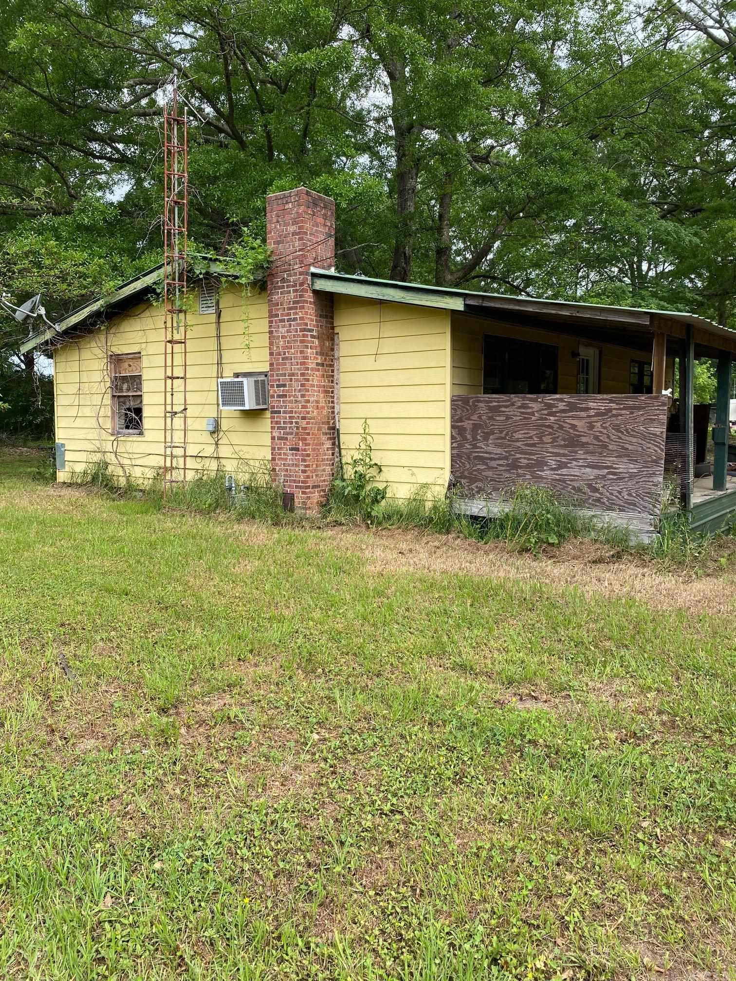 905  Patton  Crossett, AR