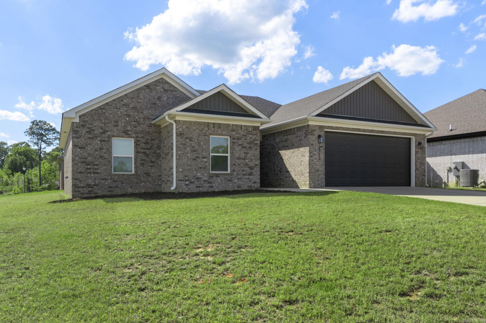 2912  Ann St  Benton, AR