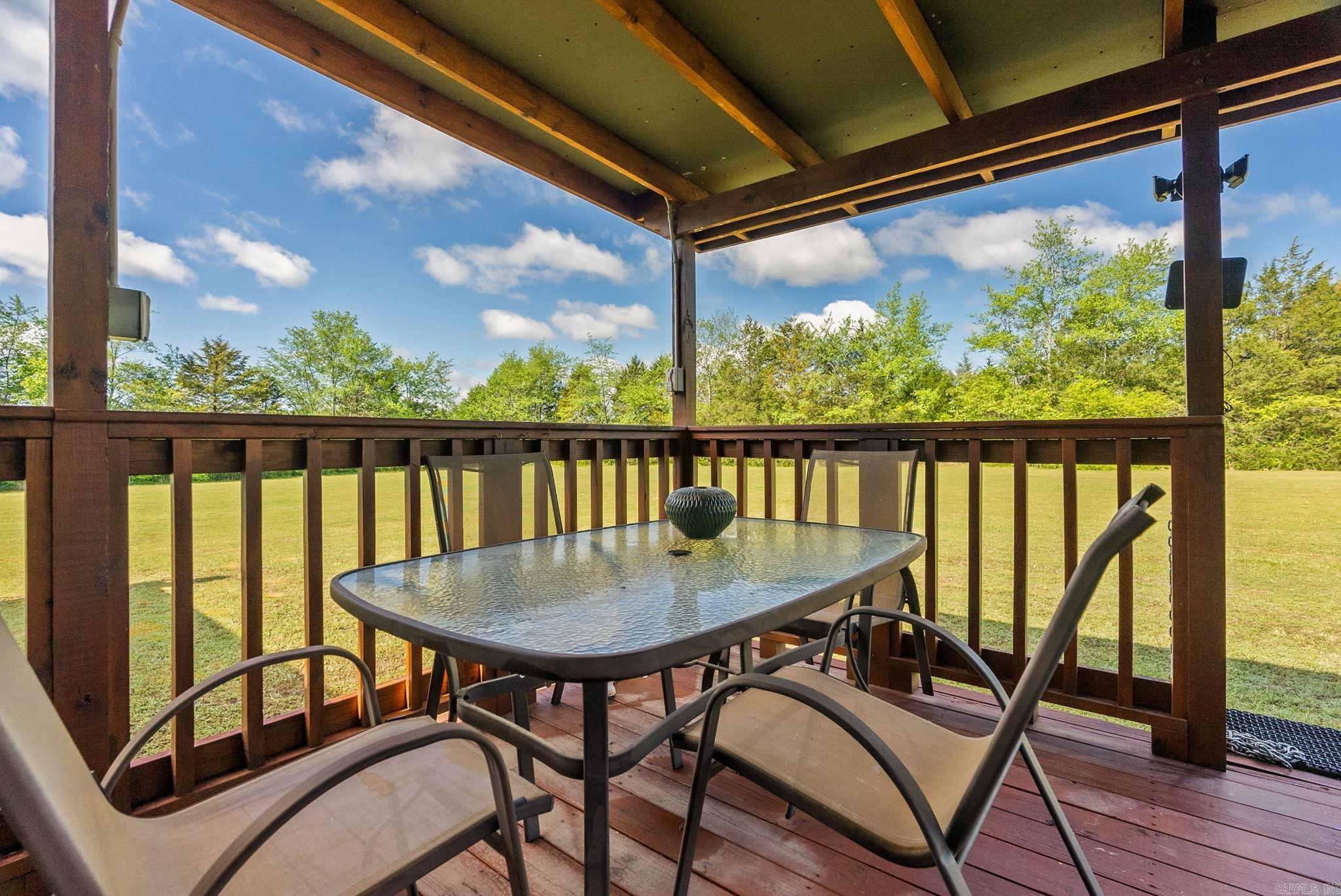 435  HAPPY HOLLOW ROAD  Bee Branch, AR