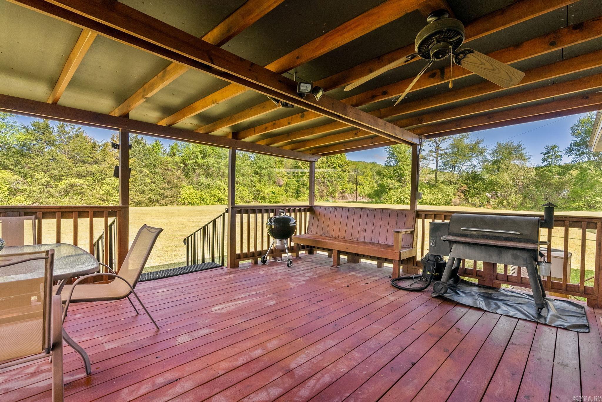 435  HAPPY HOLLOW ROAD  Bee Branch, AR
