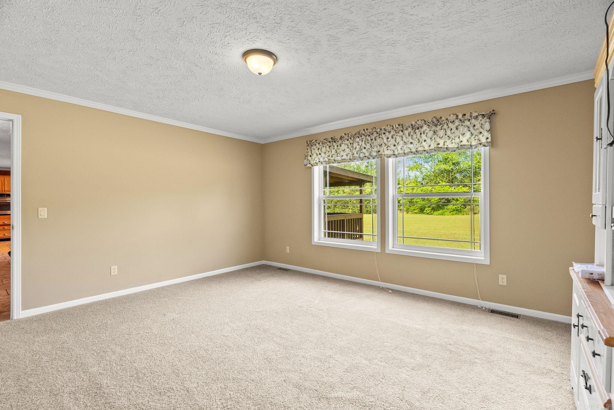 435  HAPPY HOLLOW ROAD  Bee Branch, AR