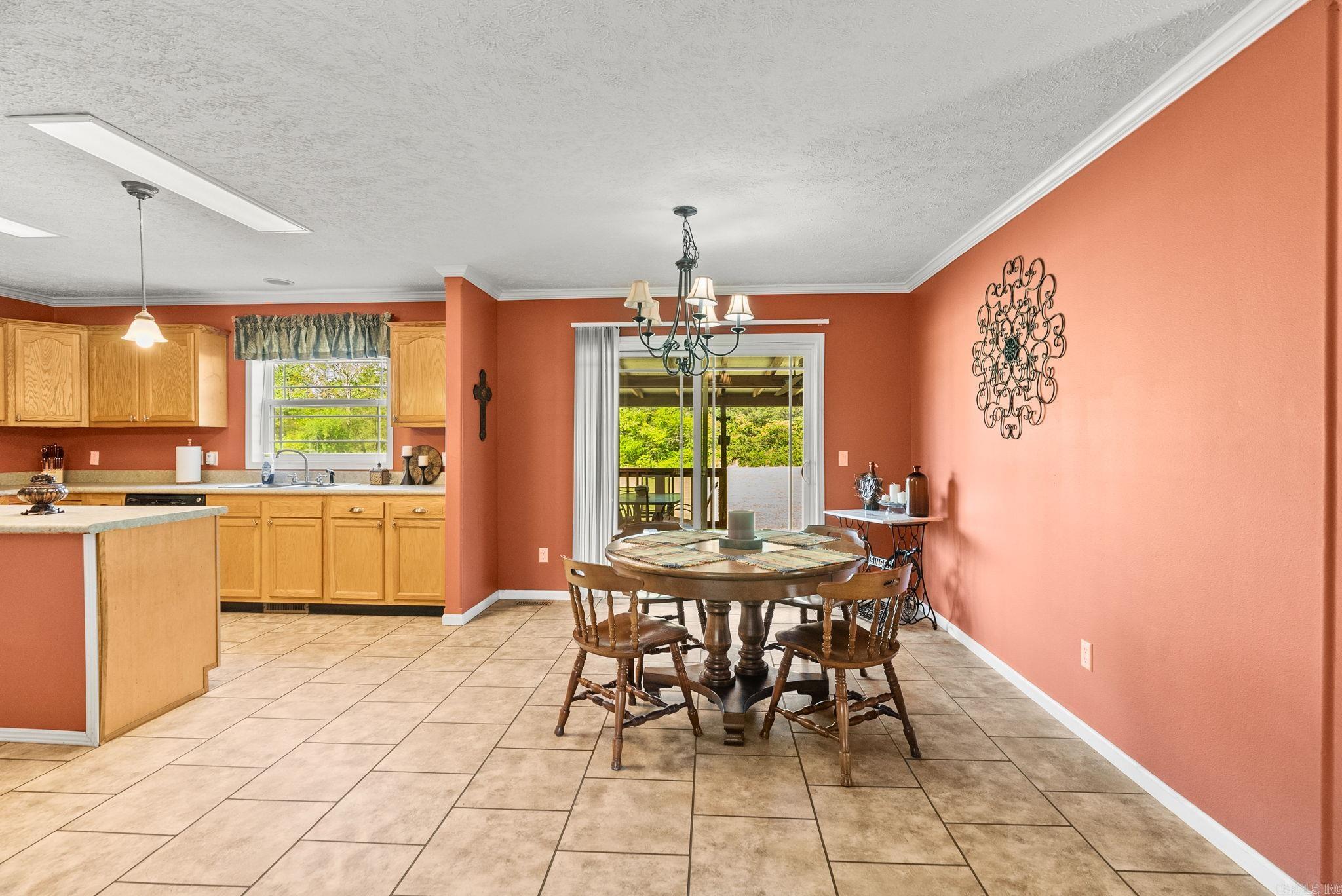 435  HAPPY HOLLOW ROAD  Bee Branch, AR